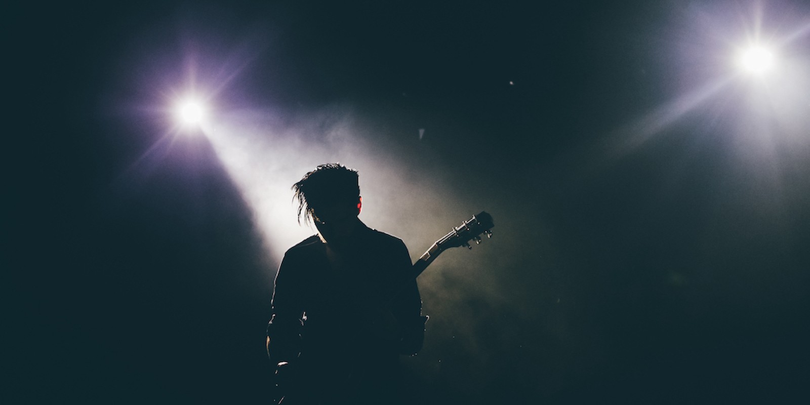Mood_Spotlight_1000x500-shutterstock_658933639