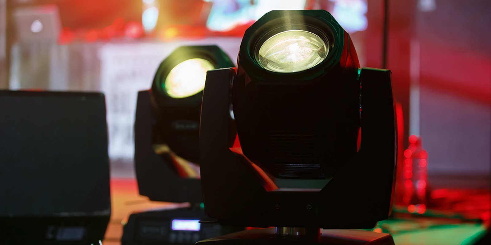 Moving Heads Spot auf der Bühne