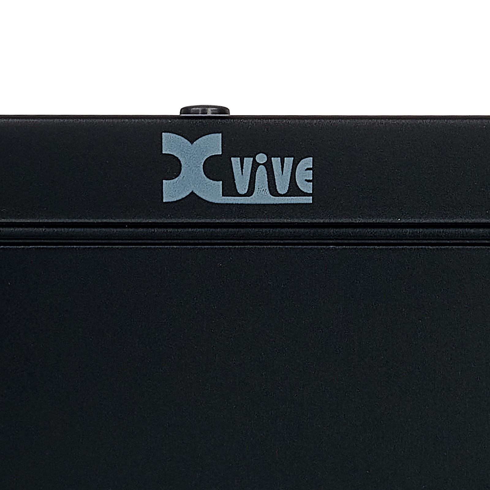 Logo auf dem kompakten Audio-Tester von XVive Audio