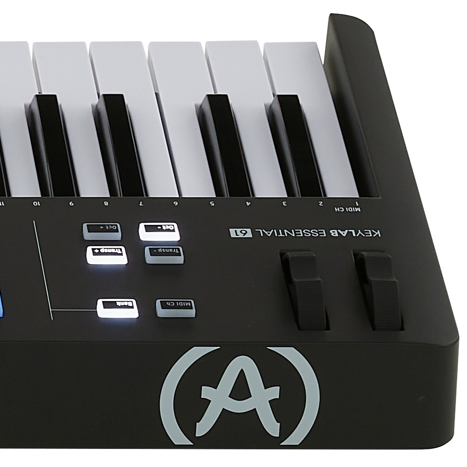 Pitch bend and modulation wheels adjacent to the pads on the Arturia KeyLab Essential 61 Mk3 Black