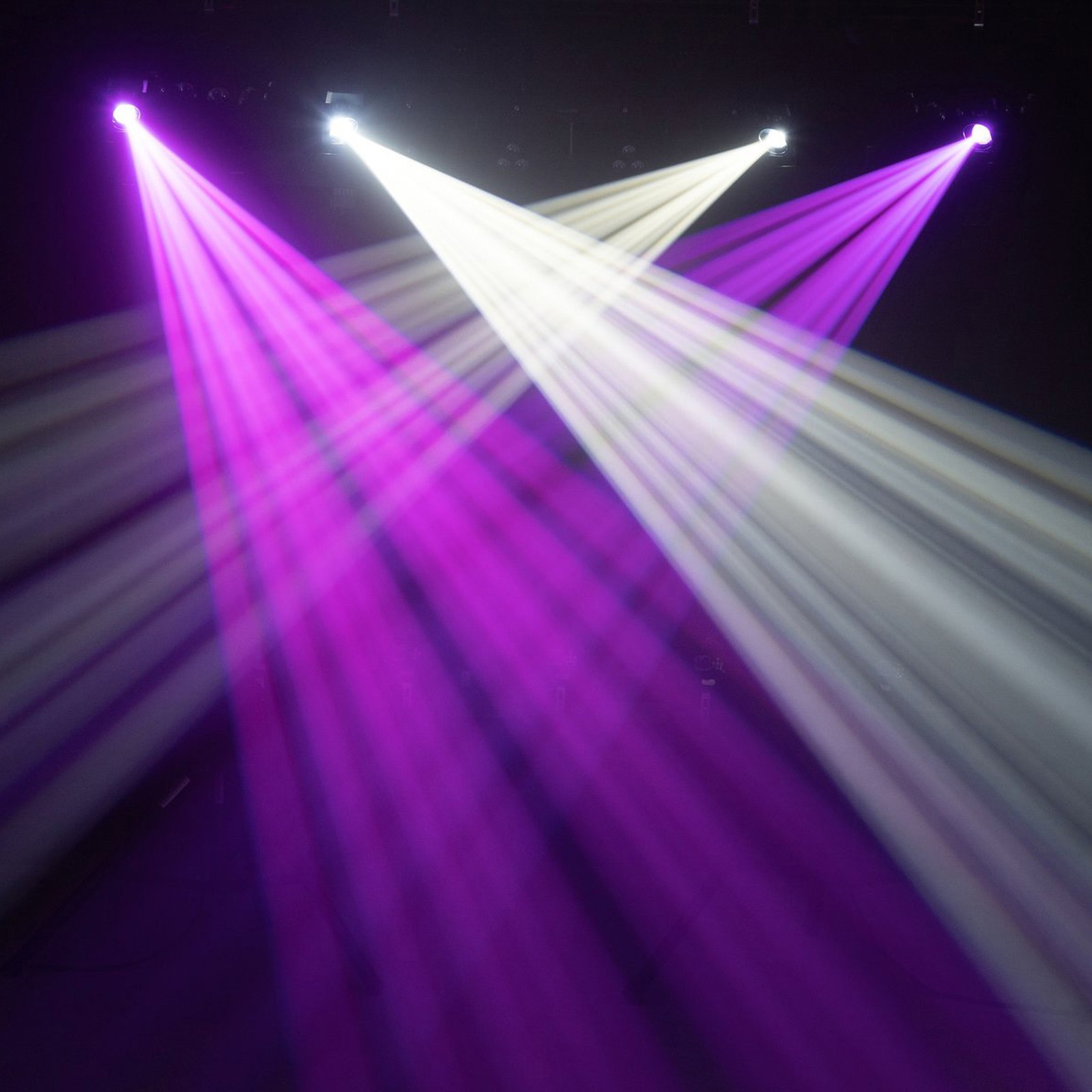 Eurolite LED Twin Scan Bar Farbeffekte