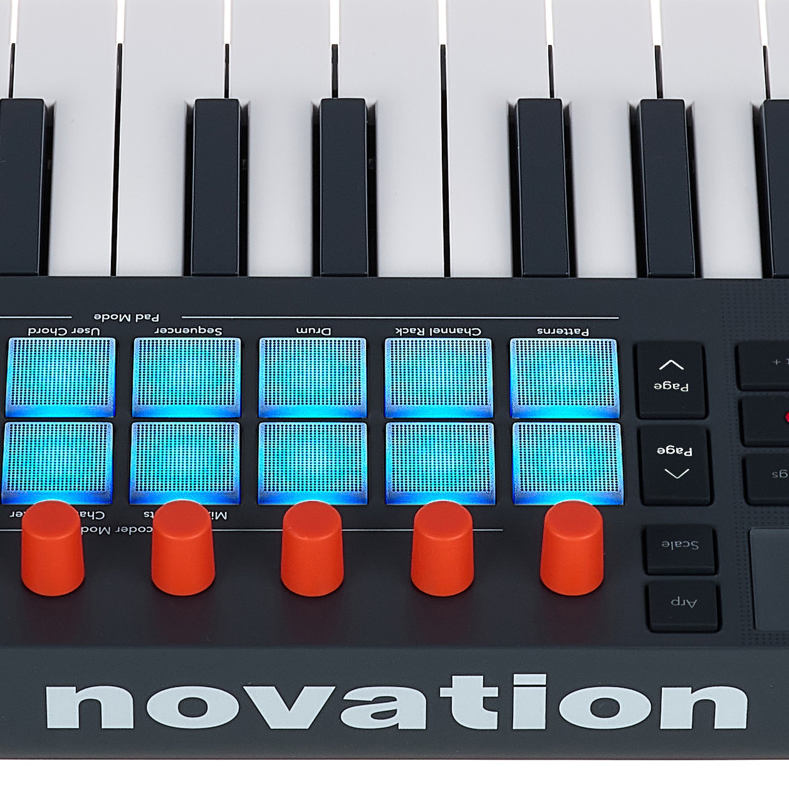 Novation Logo am FLkey 2 Mini 25 USB MIDI-Keyboard