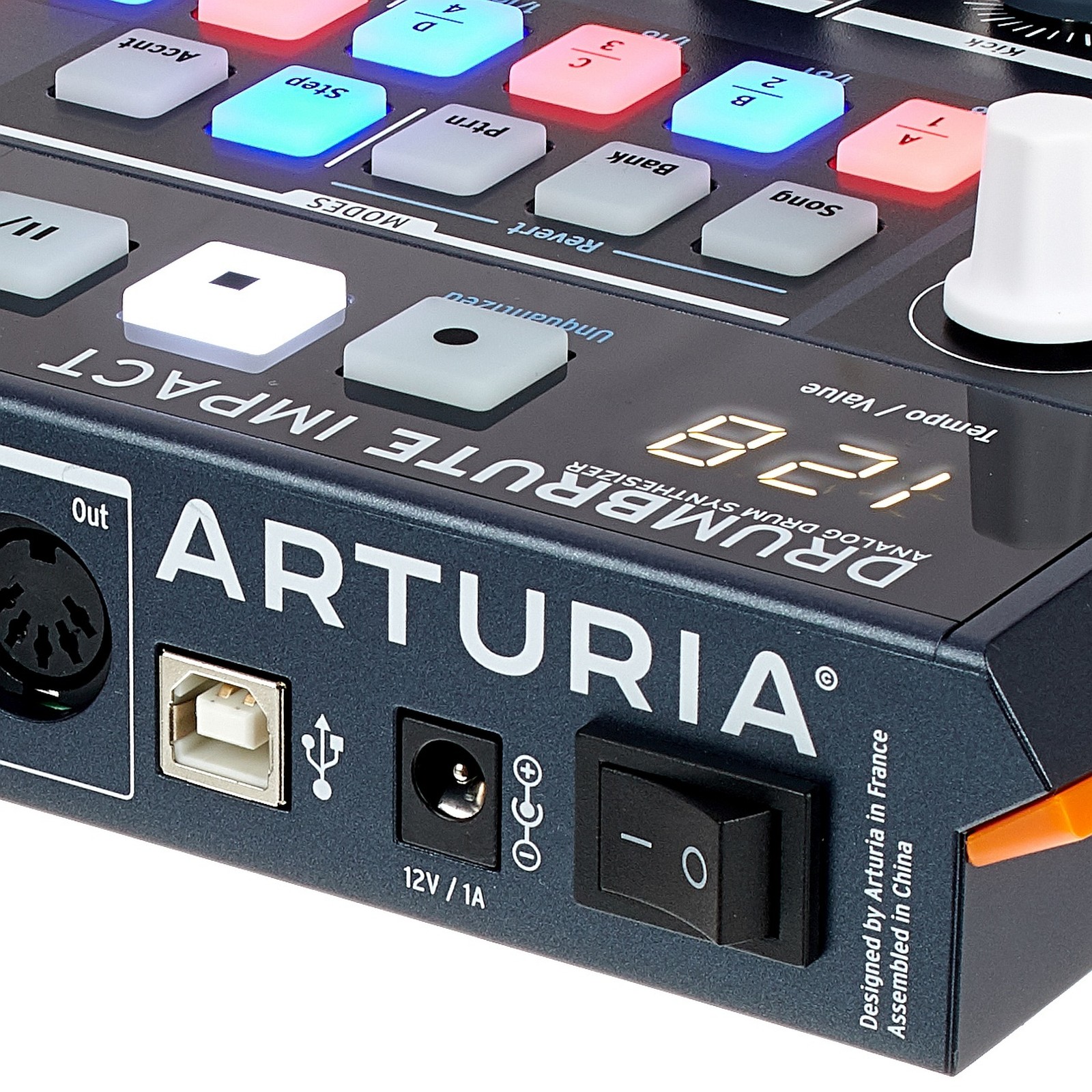 Arturia DrumBrute Impact, analogue drum computer