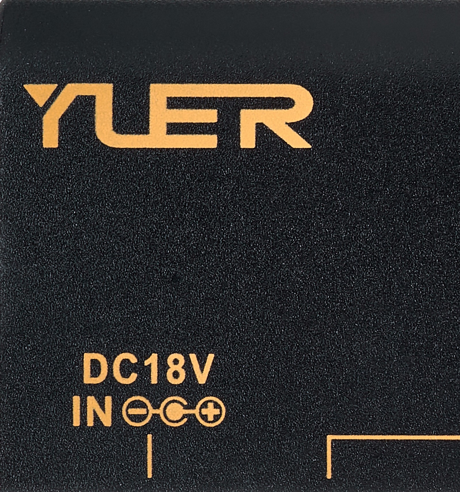 Yuer PR-04 Multi-Power Supply, Logo