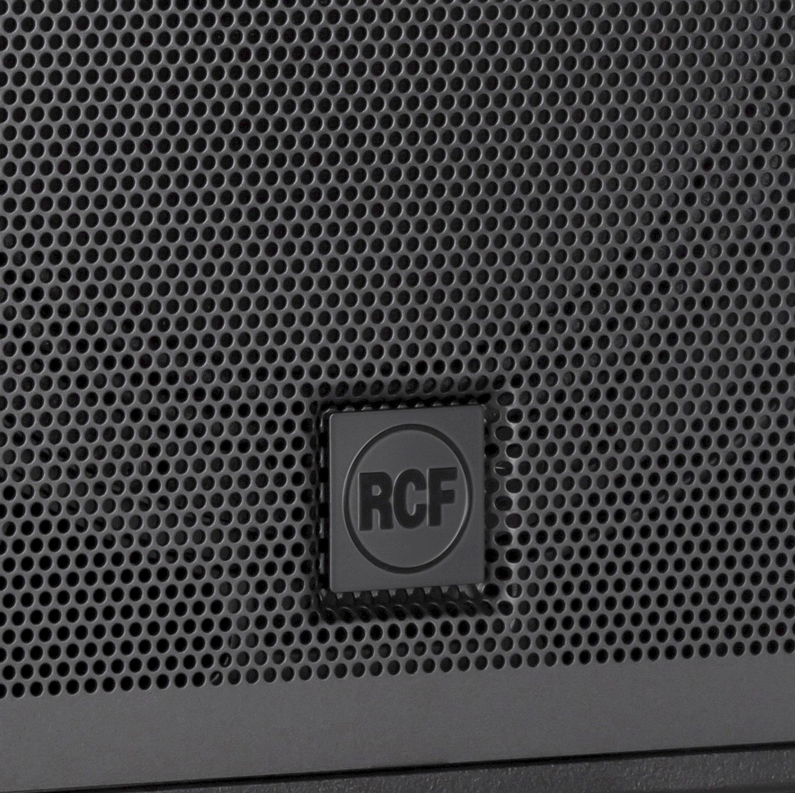 Front grille on the RCF ART 912-A