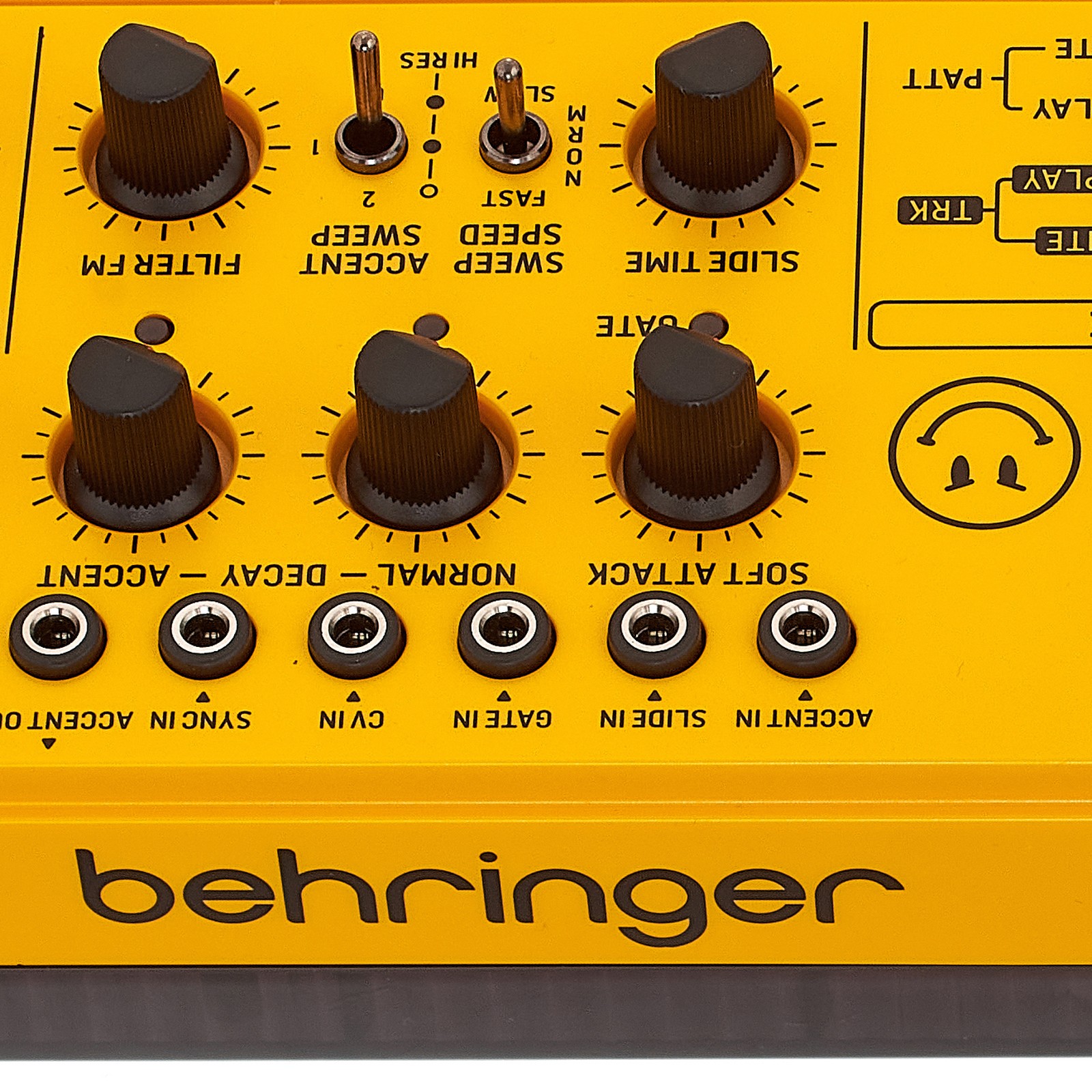 Behringer TD-3-MO Bass Synthesizer Anschlüsse
