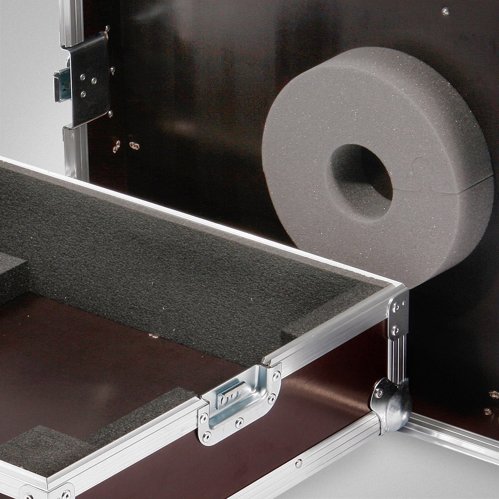 Detail des Thon Turntable Flightcase