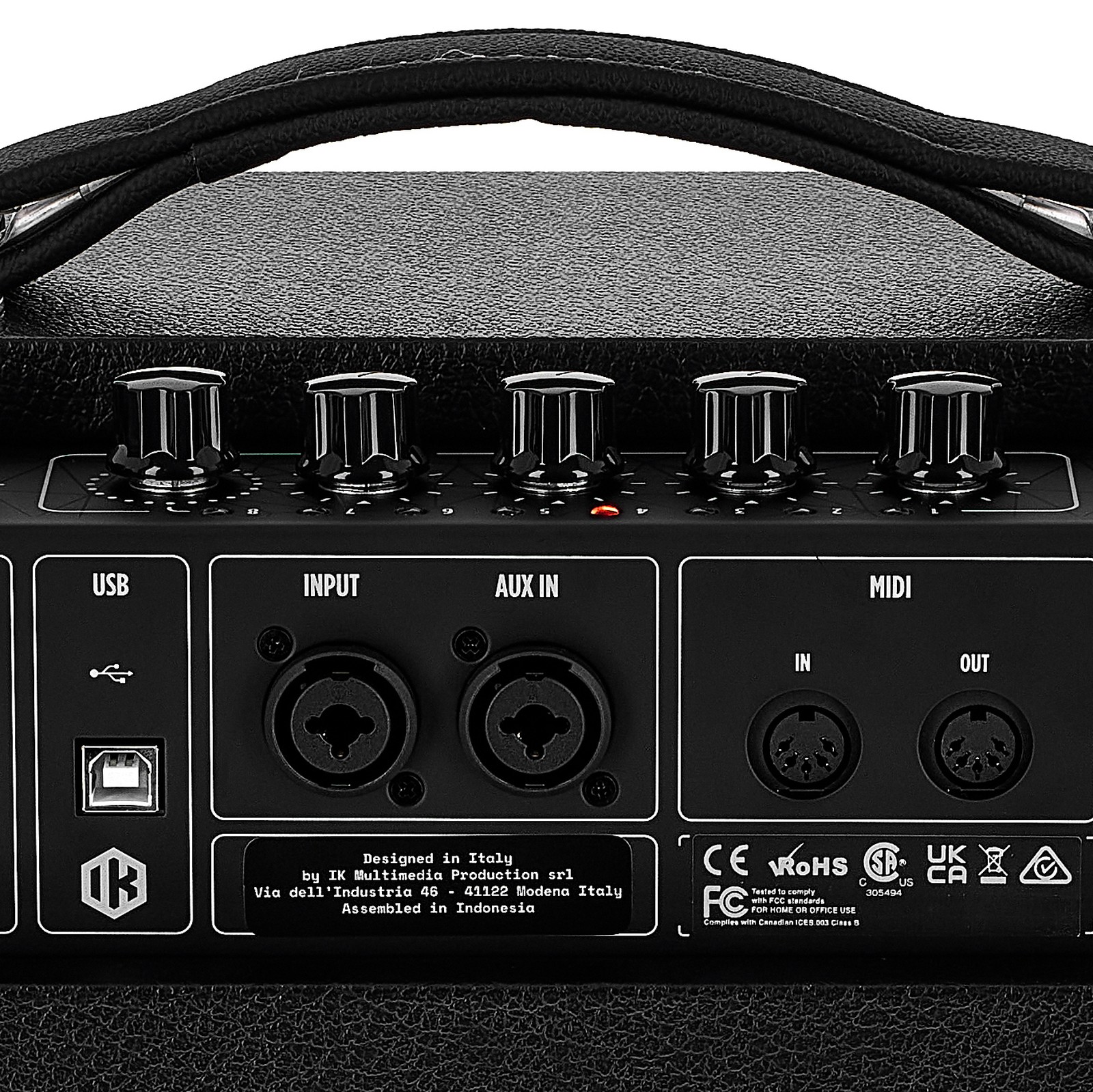 Rear view with connections, IK Multimedia ToneX Cab, full-range flat response guitar speaker