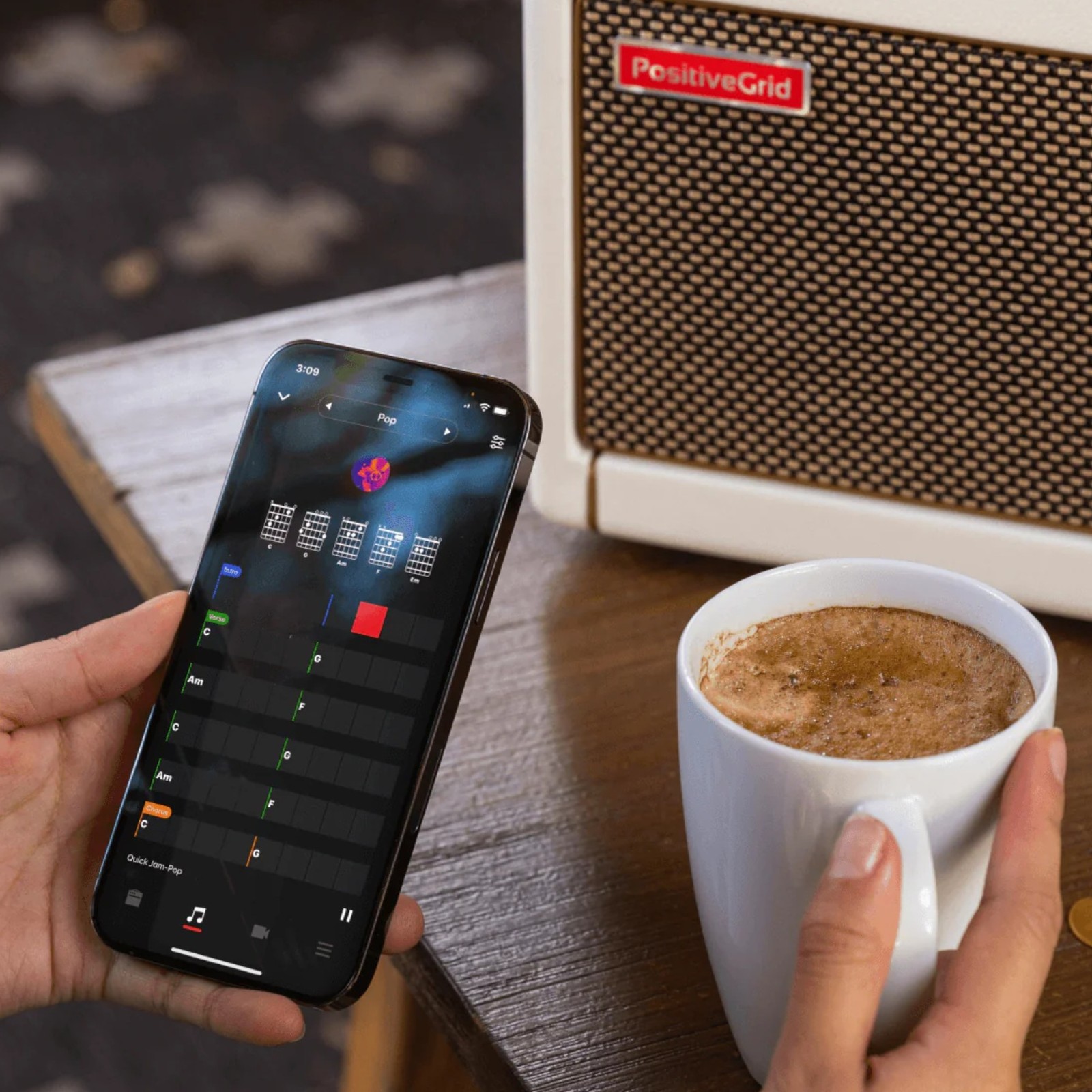 Positive Grid Spark 40 PW Smart Guitar Amplifier und App