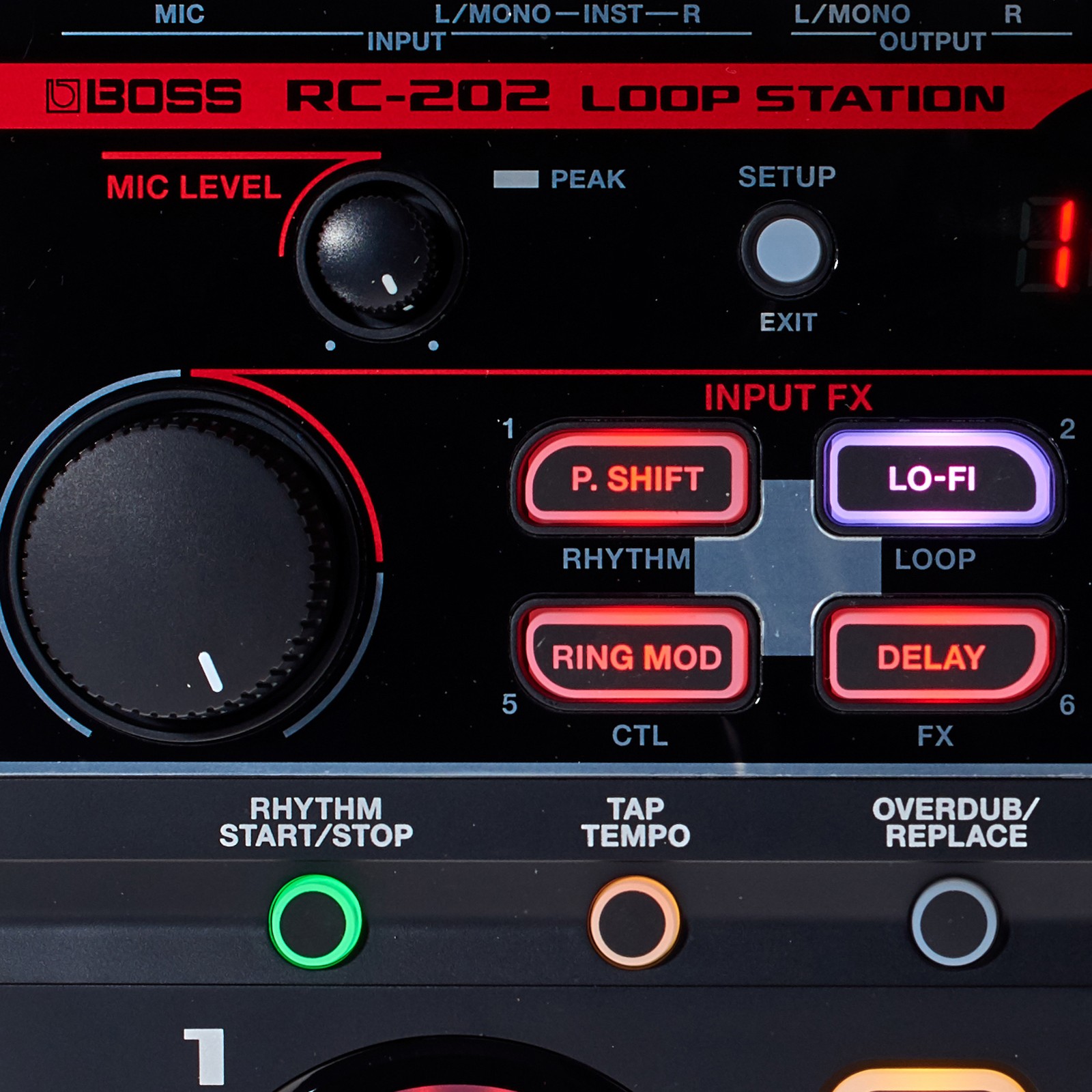 Regler und Knöpfe der digitalen Loopstation Boss RC-202