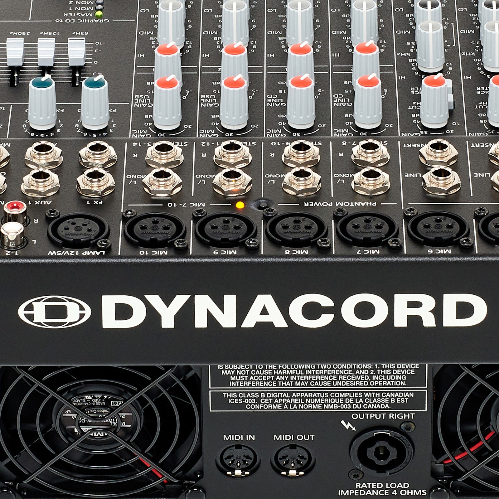 Lüfter und Anschlüsse am Dynacord Powermate 1000-3 70th Edition Referenz-Powermixer