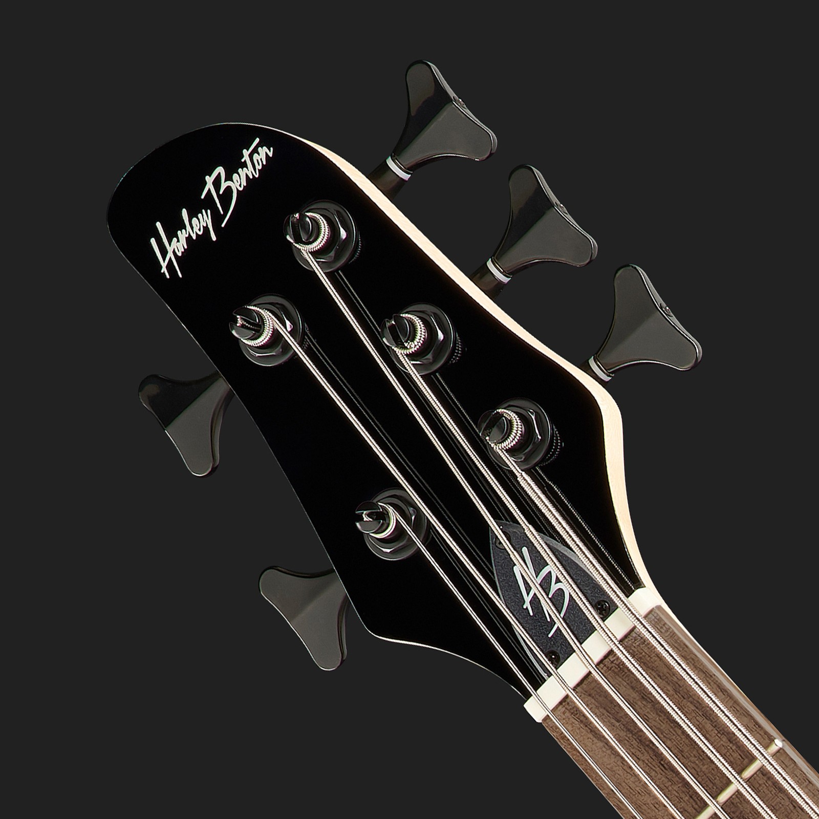 Kopfplatte vom Harley Benton B-550LH BK Progressive Series 5-Saiter E-Bass