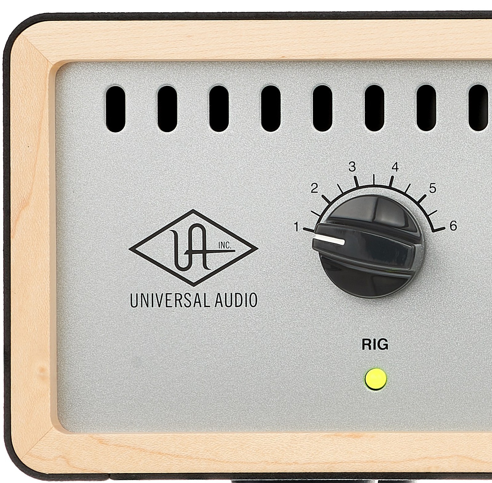 Universal Audio Logo an der OX Amp Top Box Analoge Loadbox