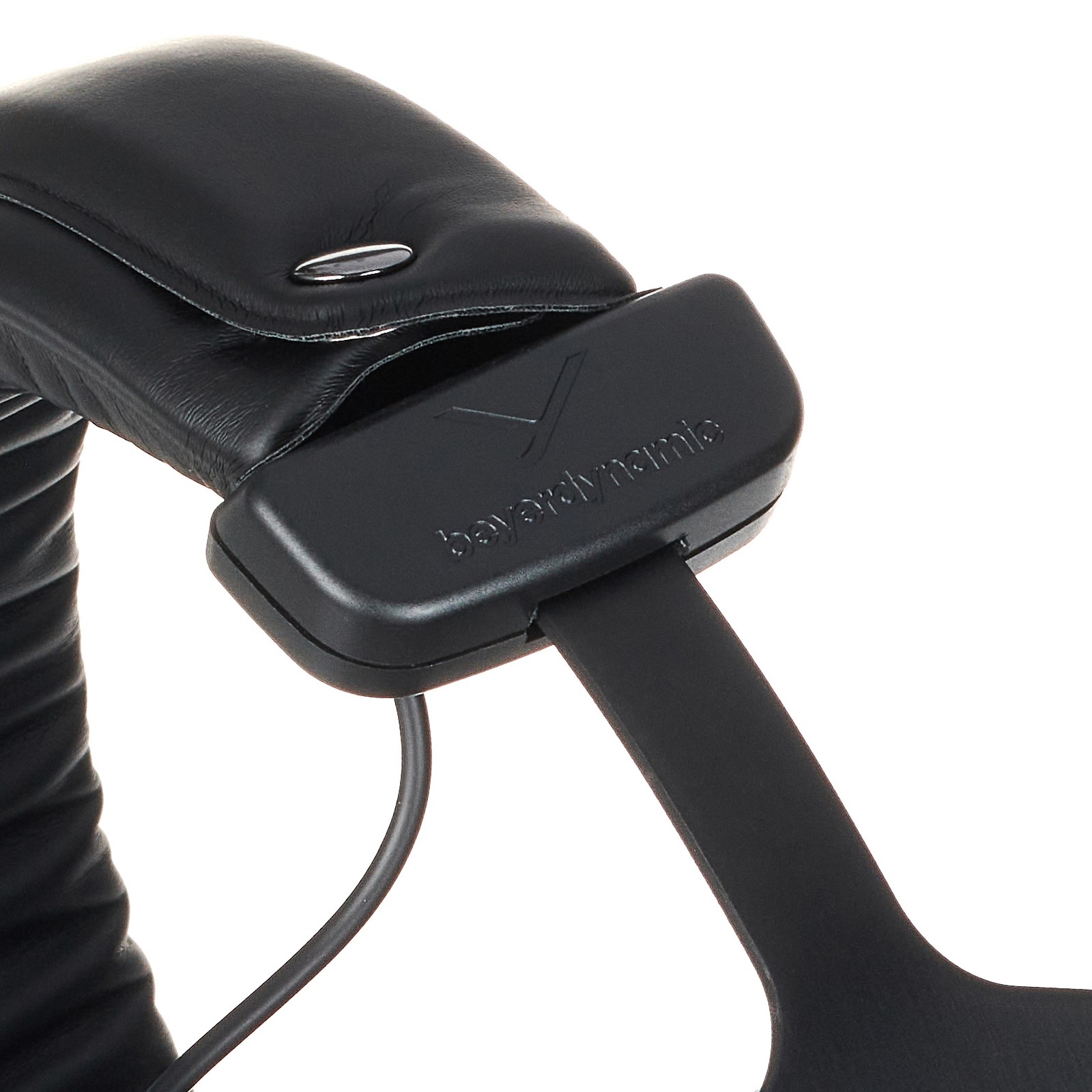 Detailansicht der beyerdynamic DT-990 Pro Studiokopfhörer