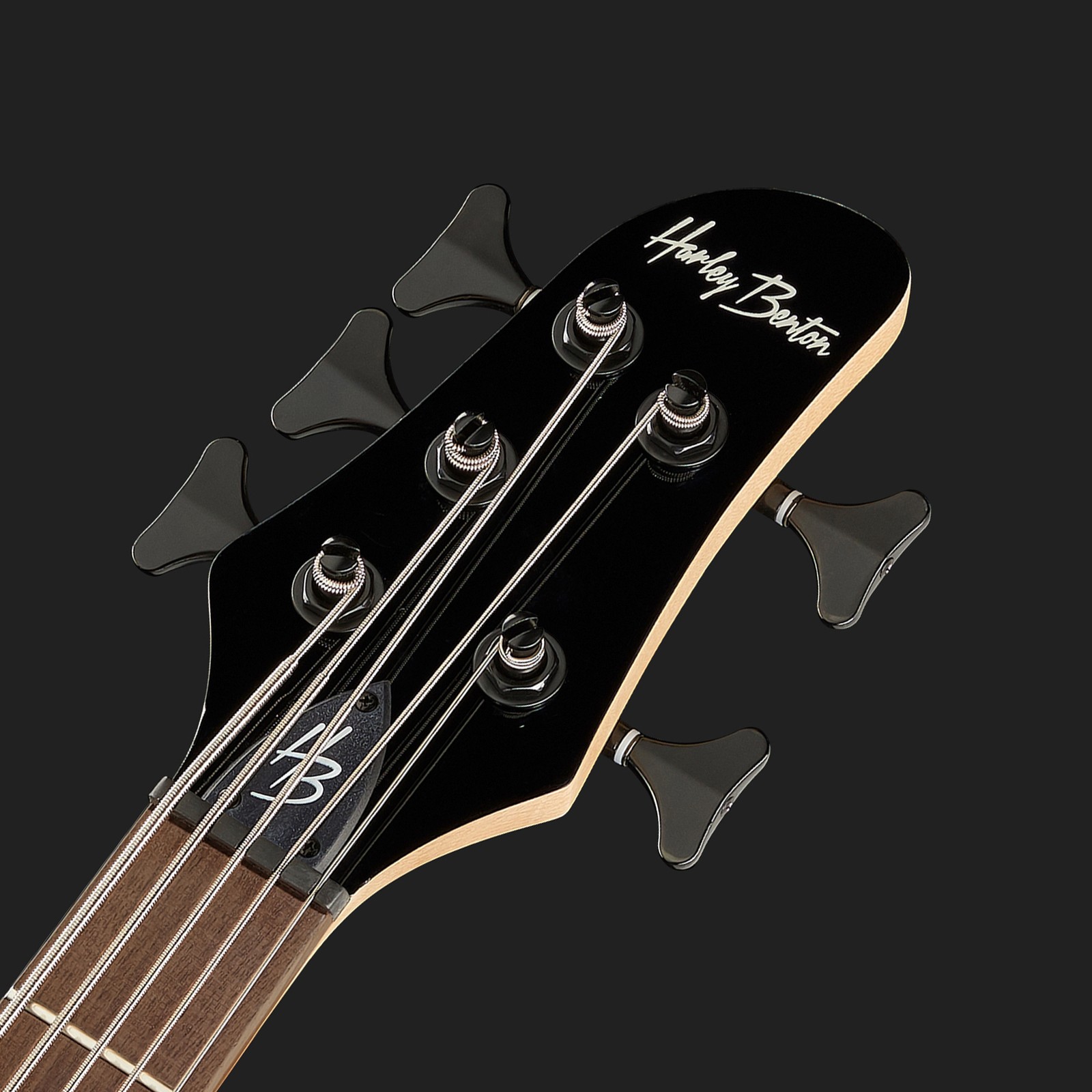 Kopfplatte des Harley Benton B-550 Black Progressive Series E-Bass