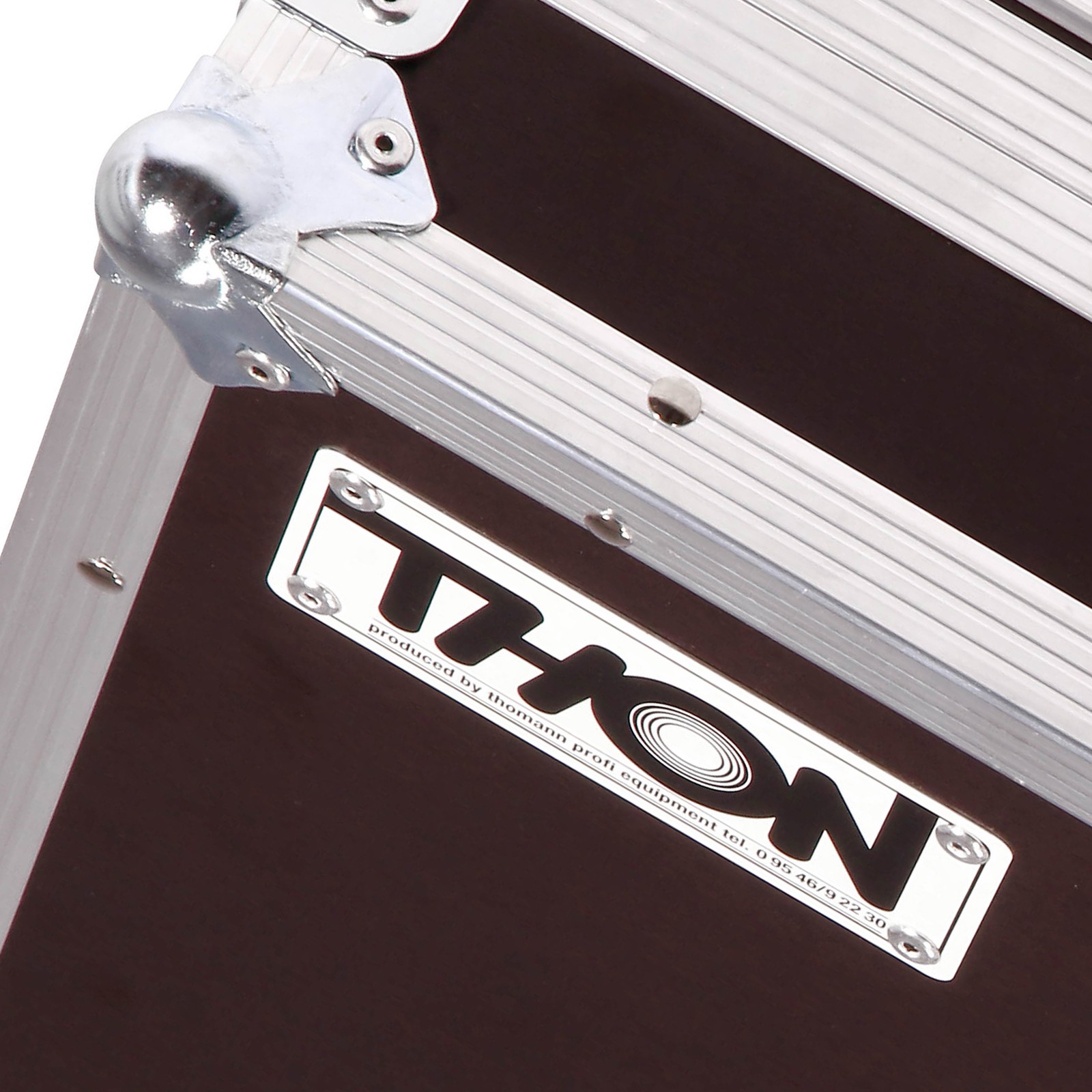 Thon Logo auf dem Thon Case Roland TR-8S