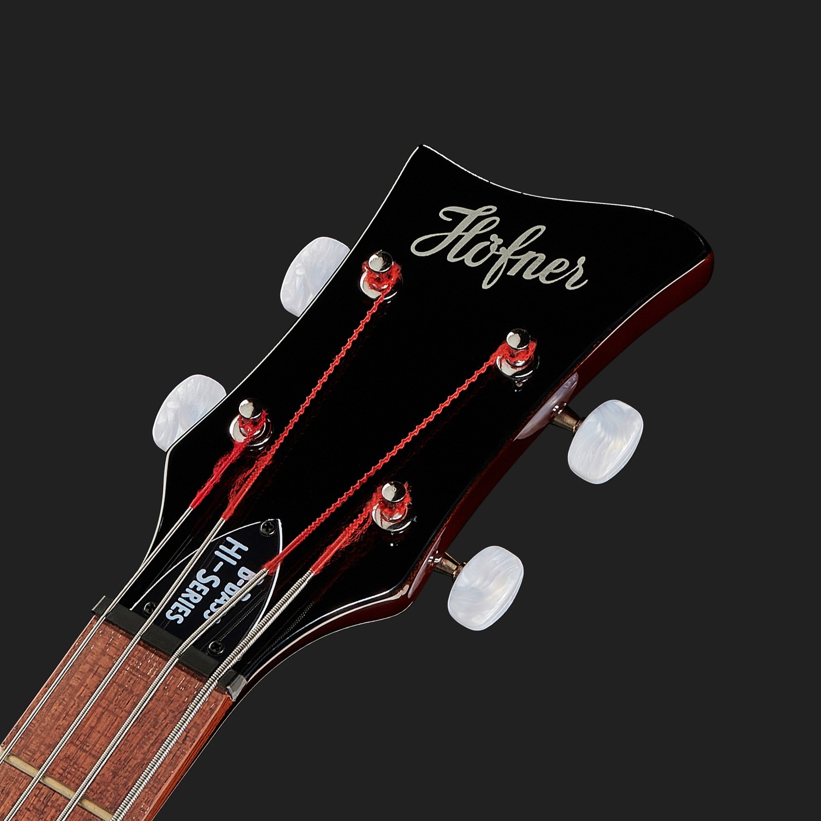 Headstock of the Höfner Ignition VSB LH SE Electric Bass
