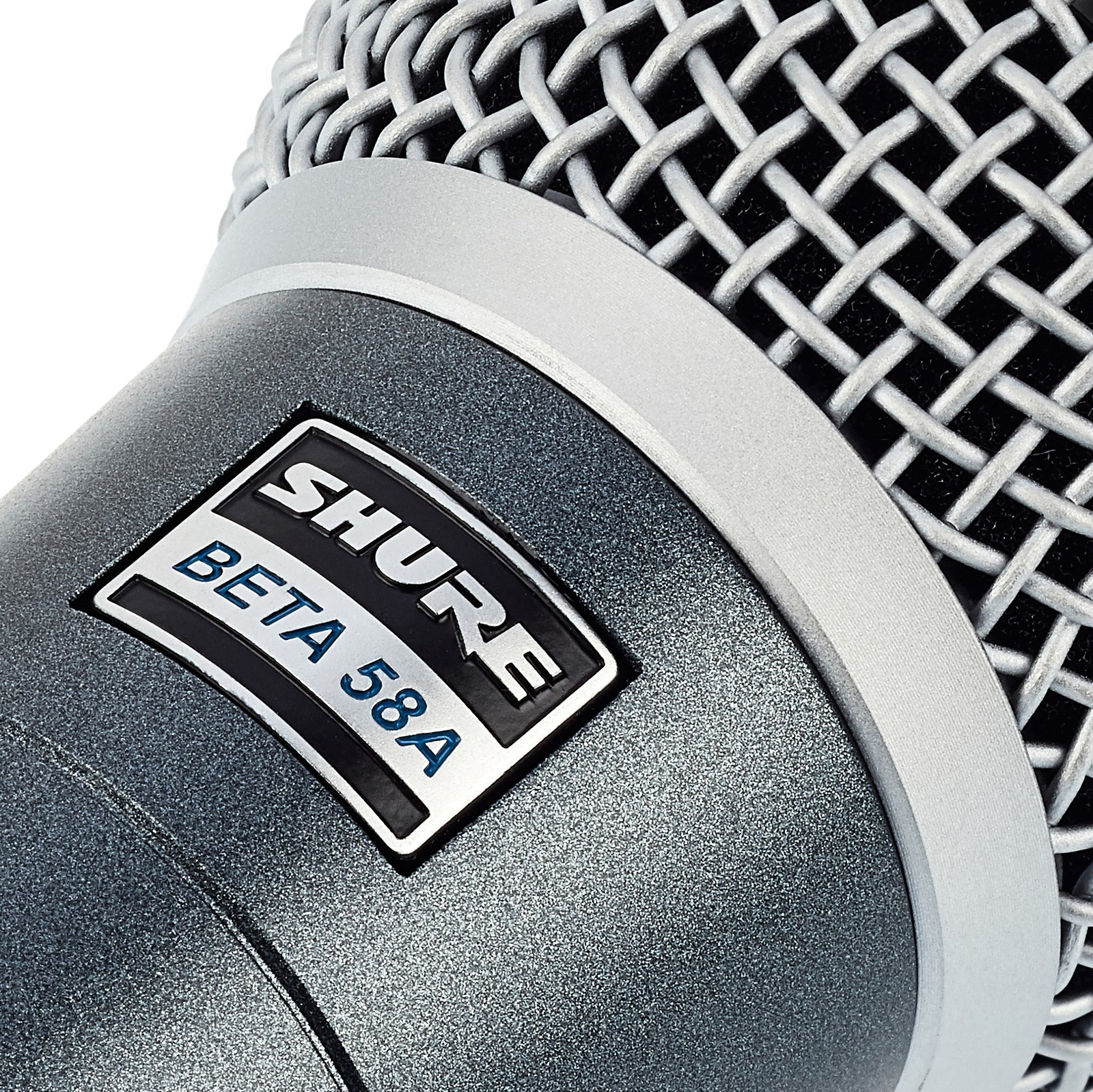 Primo piano del Shure Beta 58 A Microfono dinamico per voce