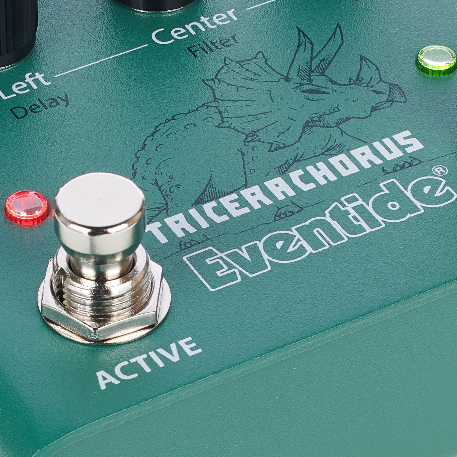 Fußschalter am Eventide Tricera Chorus Effektpedal für E-Gitarre und Bass