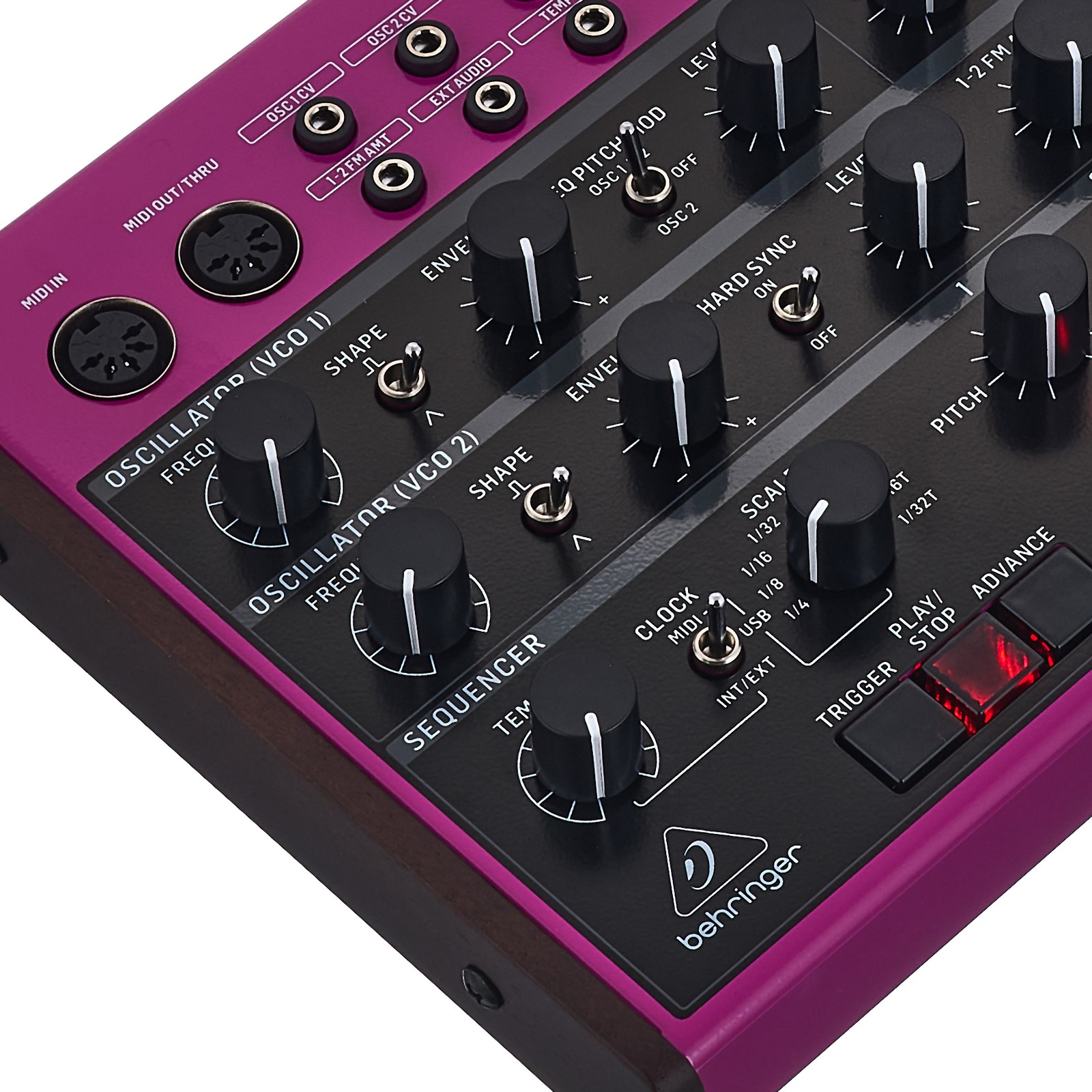 Regler am Behringer Edge Percussion Synthesizer