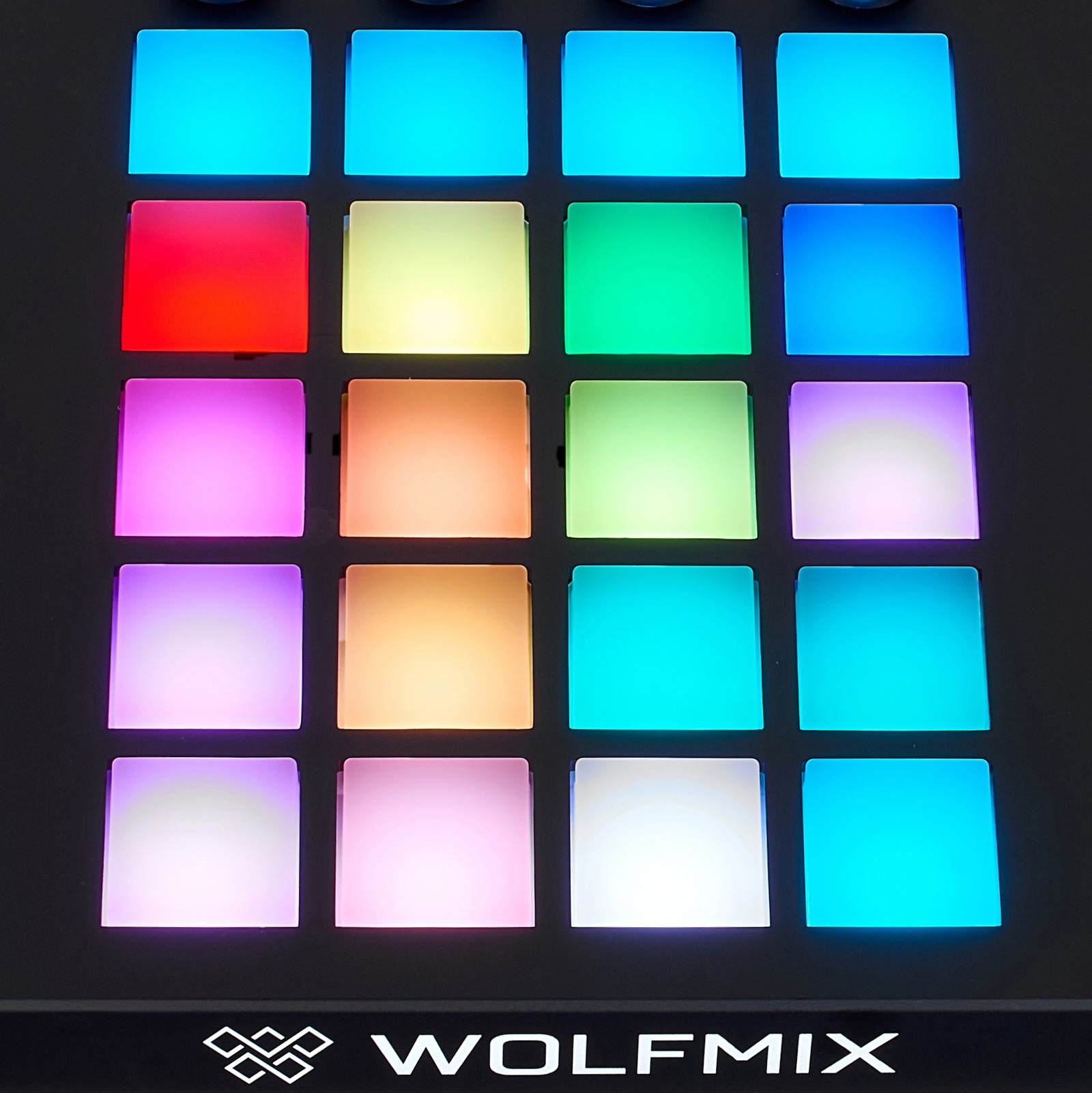 Farbige Buttons des Wolfmix W1 Mk3