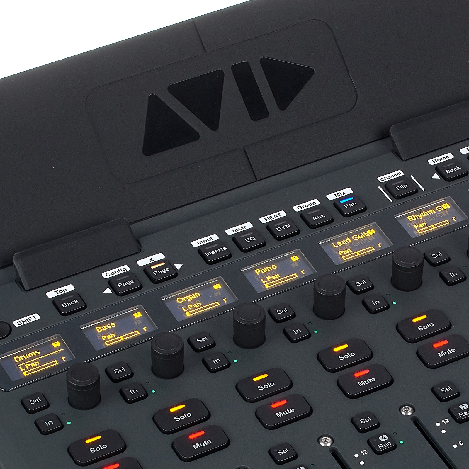 Avid Logo am S1 DAW-Controller für Tablet in Verbindung mit frei erhältlicher Avid Control App