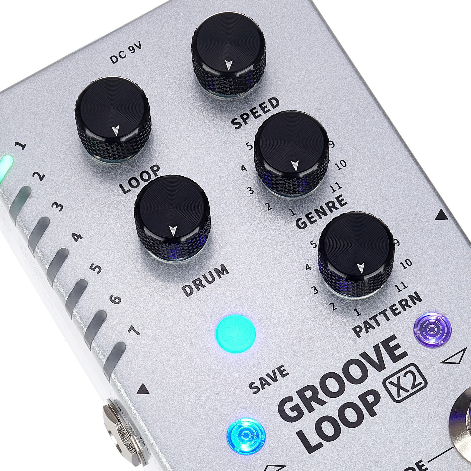 Control knobs on the Mooer Groove Loop X2