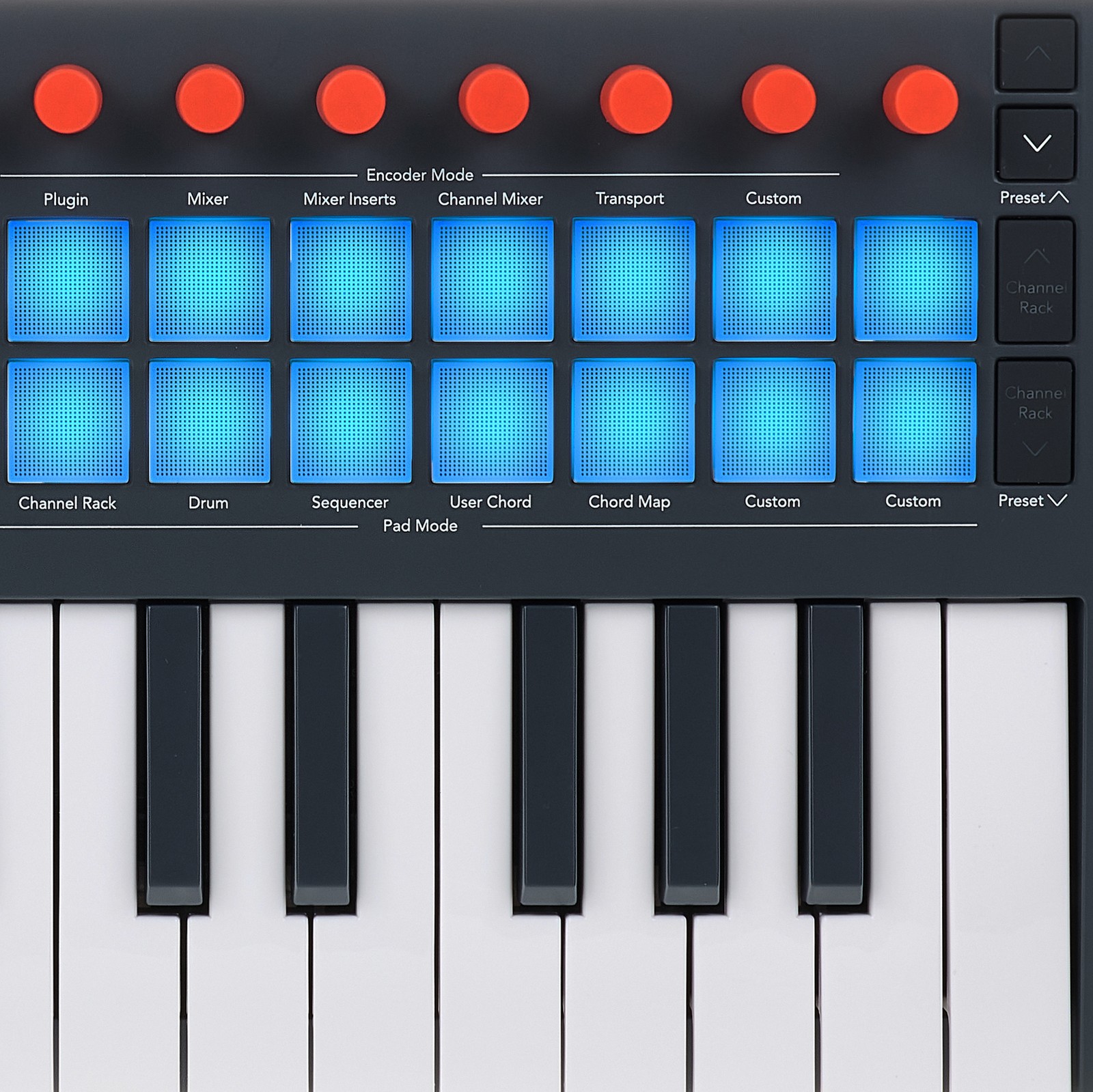 Pads und Regler am Novation FLkey 2 Mini 25 USB MIDI-Keyboard