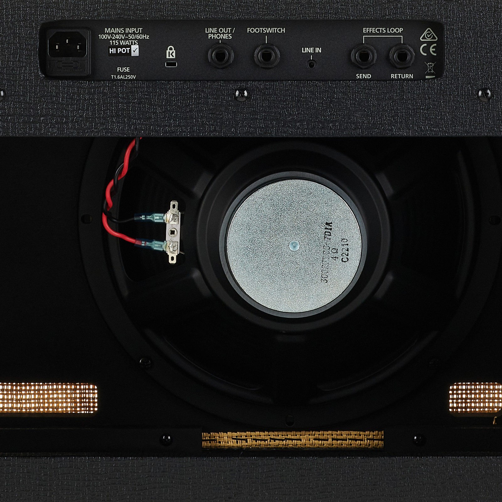 Speaker und Anschlüsse auf der Rückseite des Blackstar Debut 50R Black 
