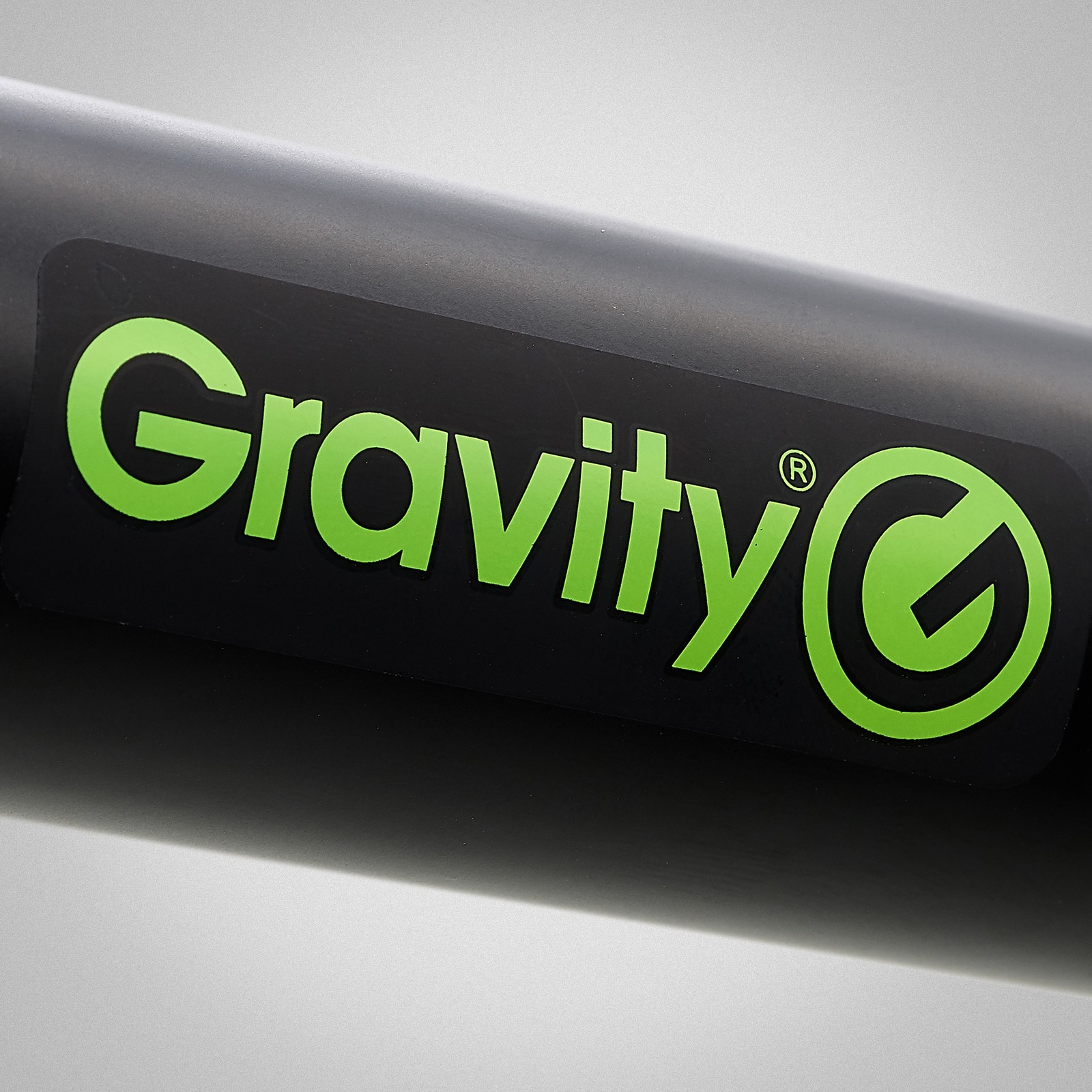 Gravity Logo auf der Lautsprecher Distanzstange mit M20 Gewinde