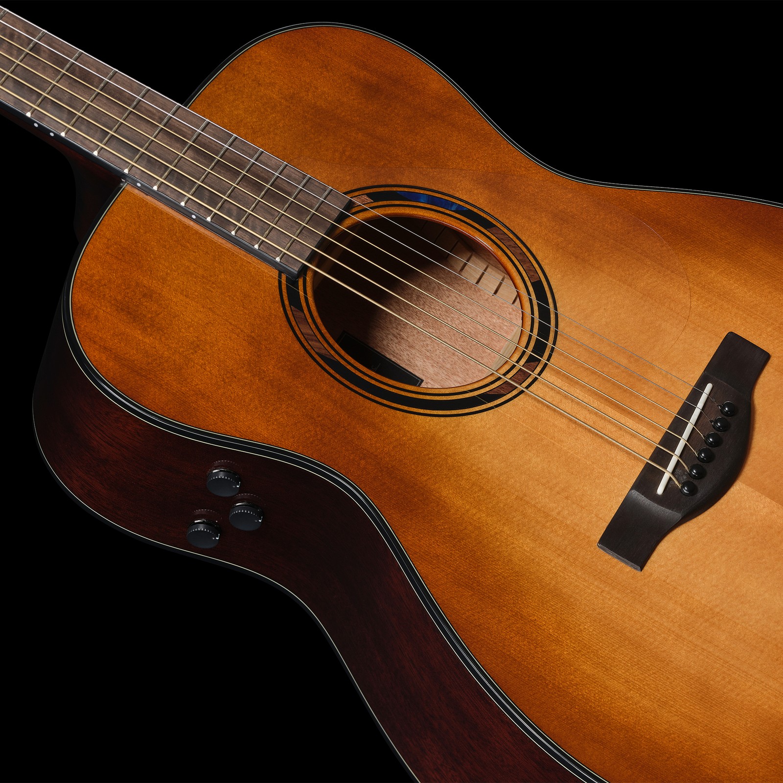 Decke der Yamaha TAS1 E Sand Burst