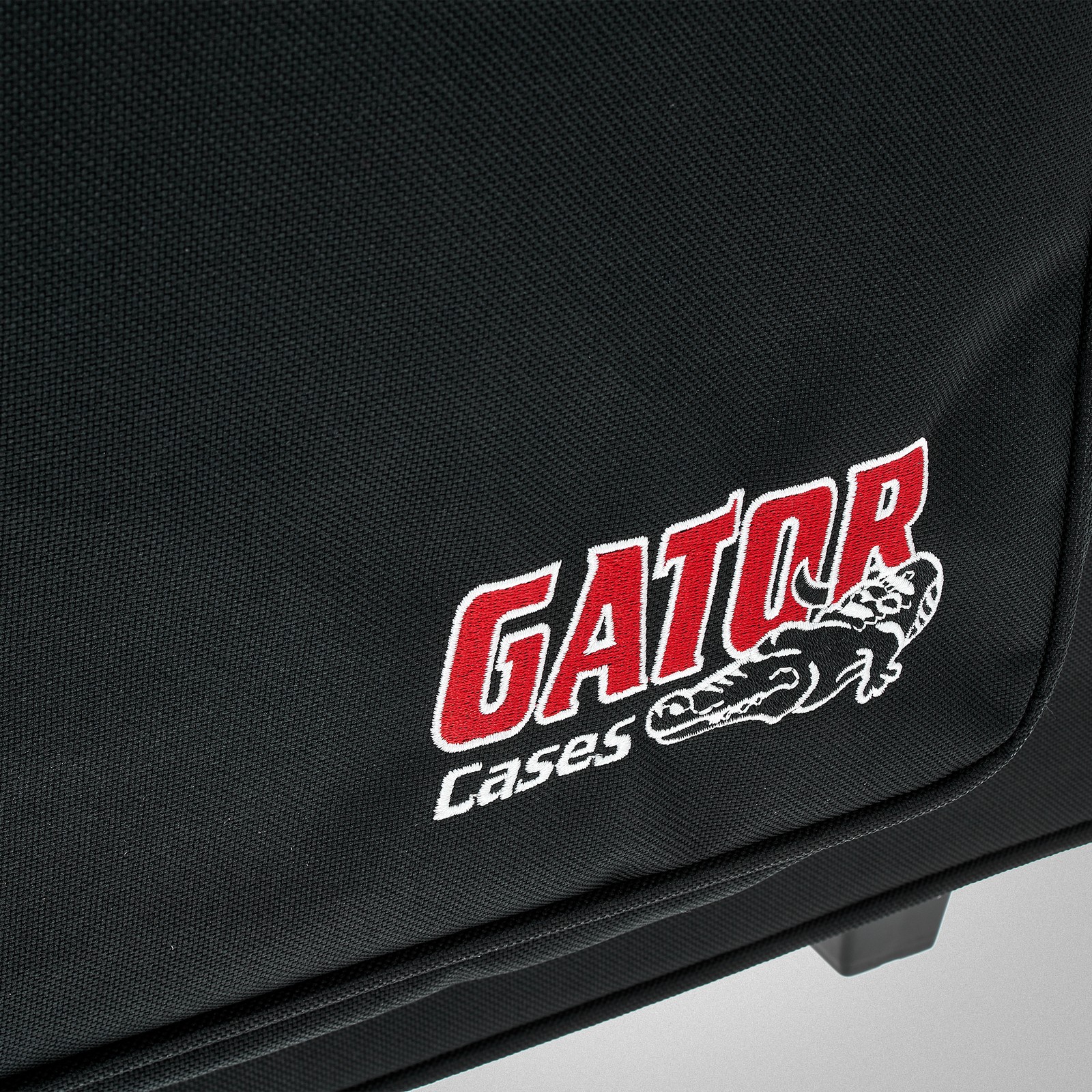 Logo auf dem Gator G-112A Amp Transporter Leichtkoffer