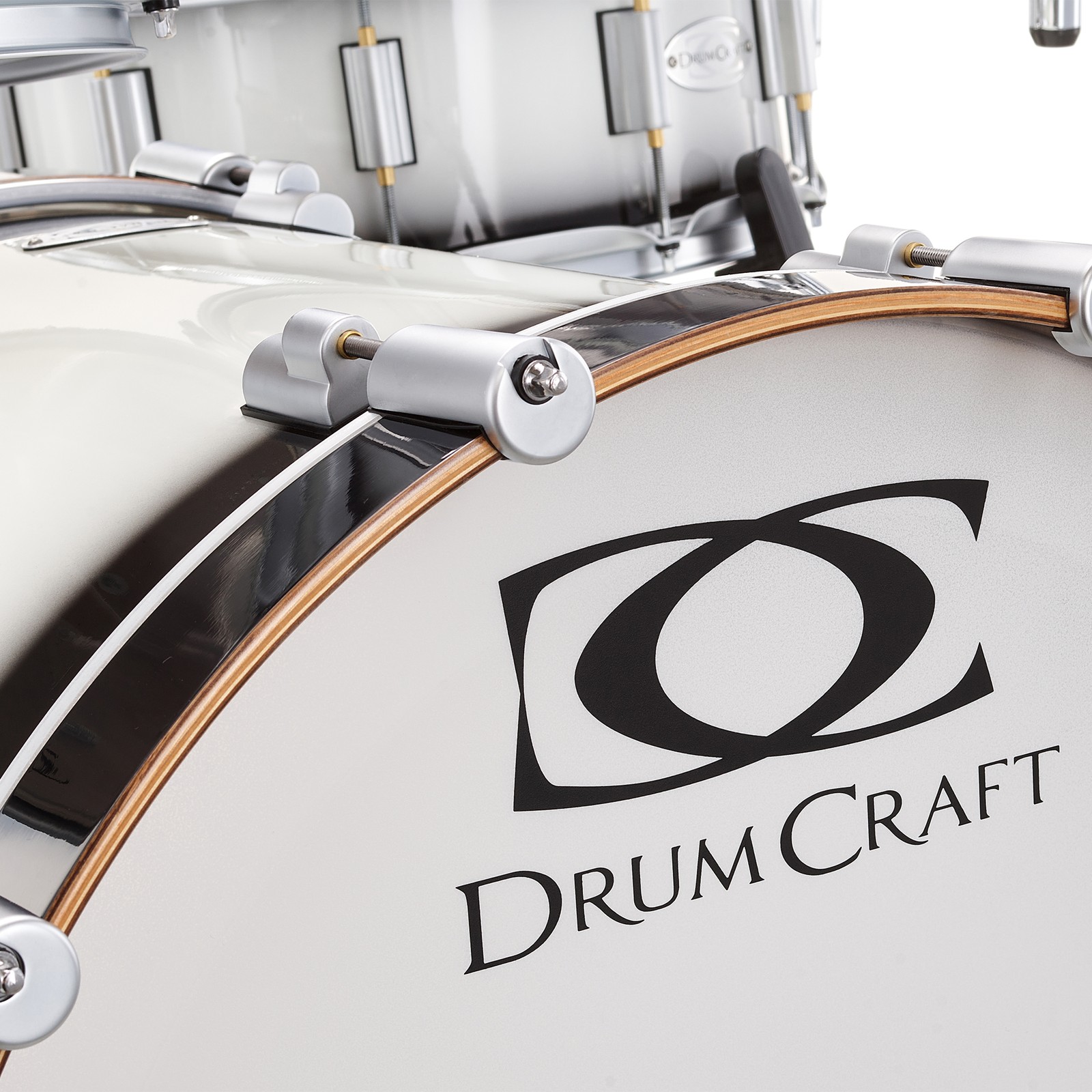 Logo auf dem DrumCraft Serie 6 Standard Set White