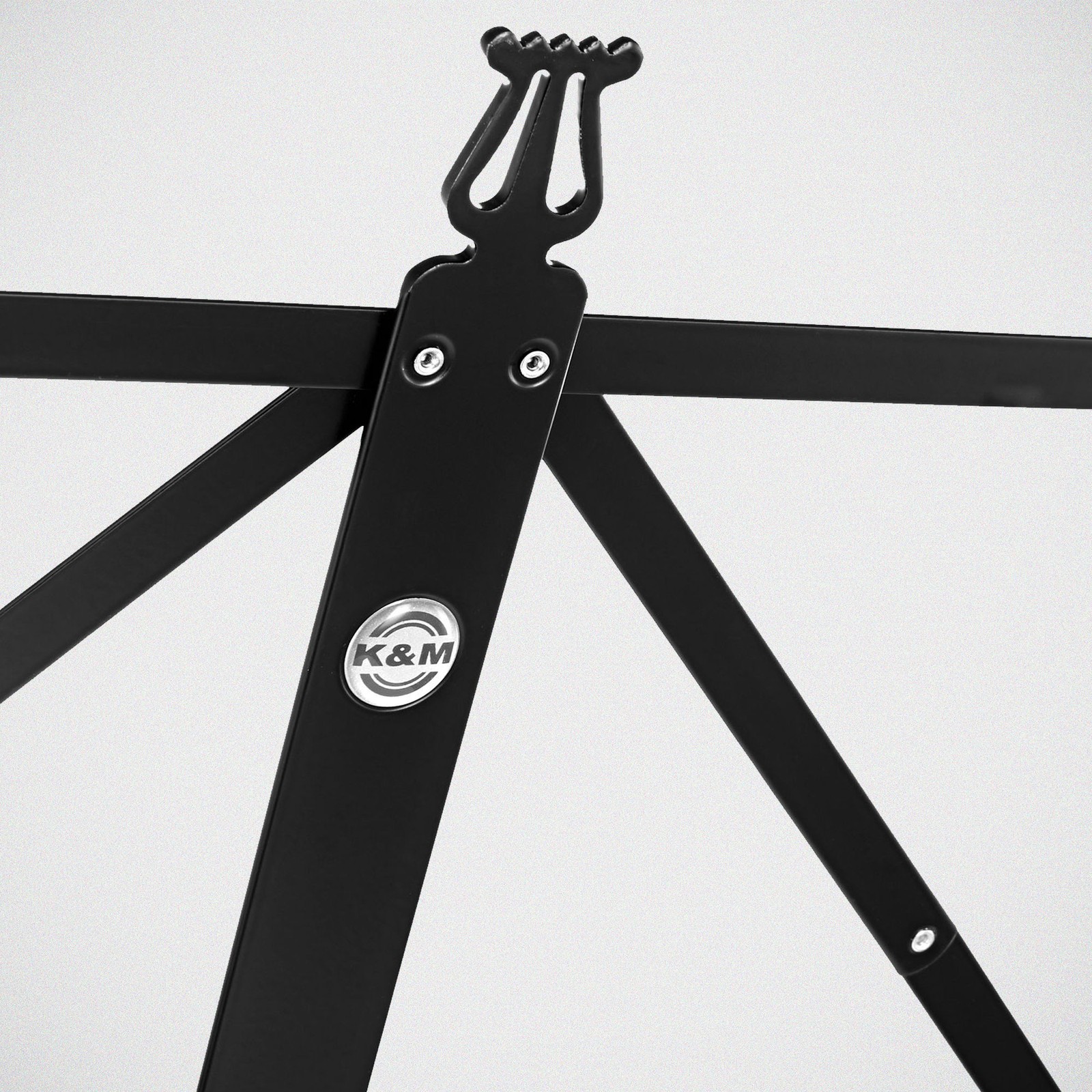 Detail of the K&M 107 music stand