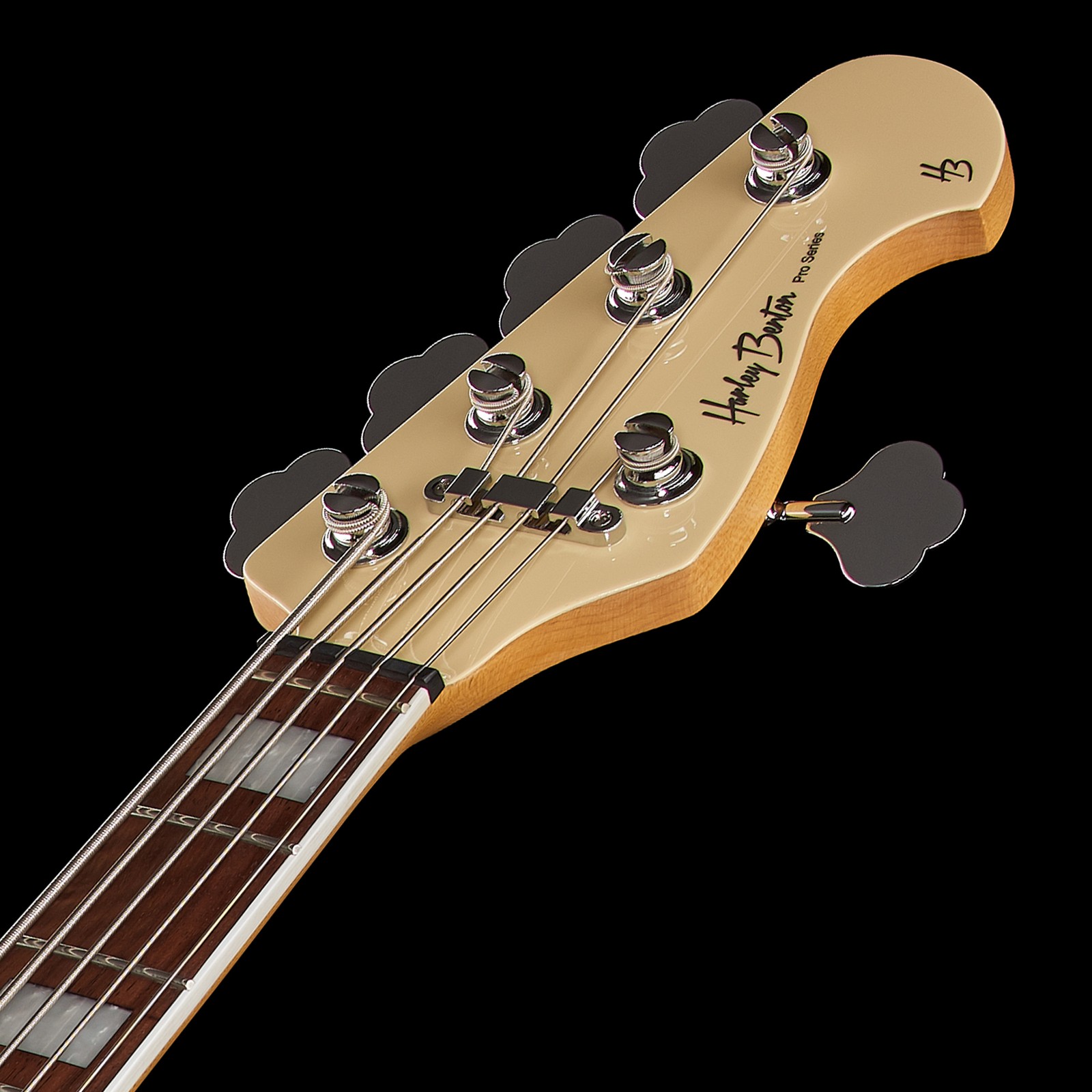 Harley Benton Kopfplatte vom E-Bass mit fünf Saiten