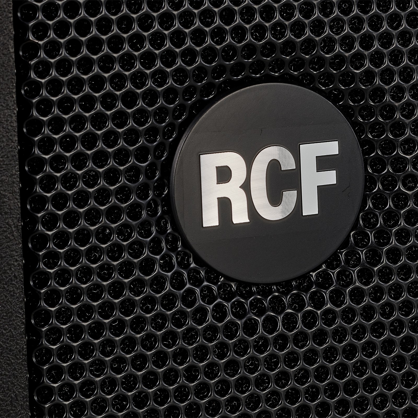 Line array module