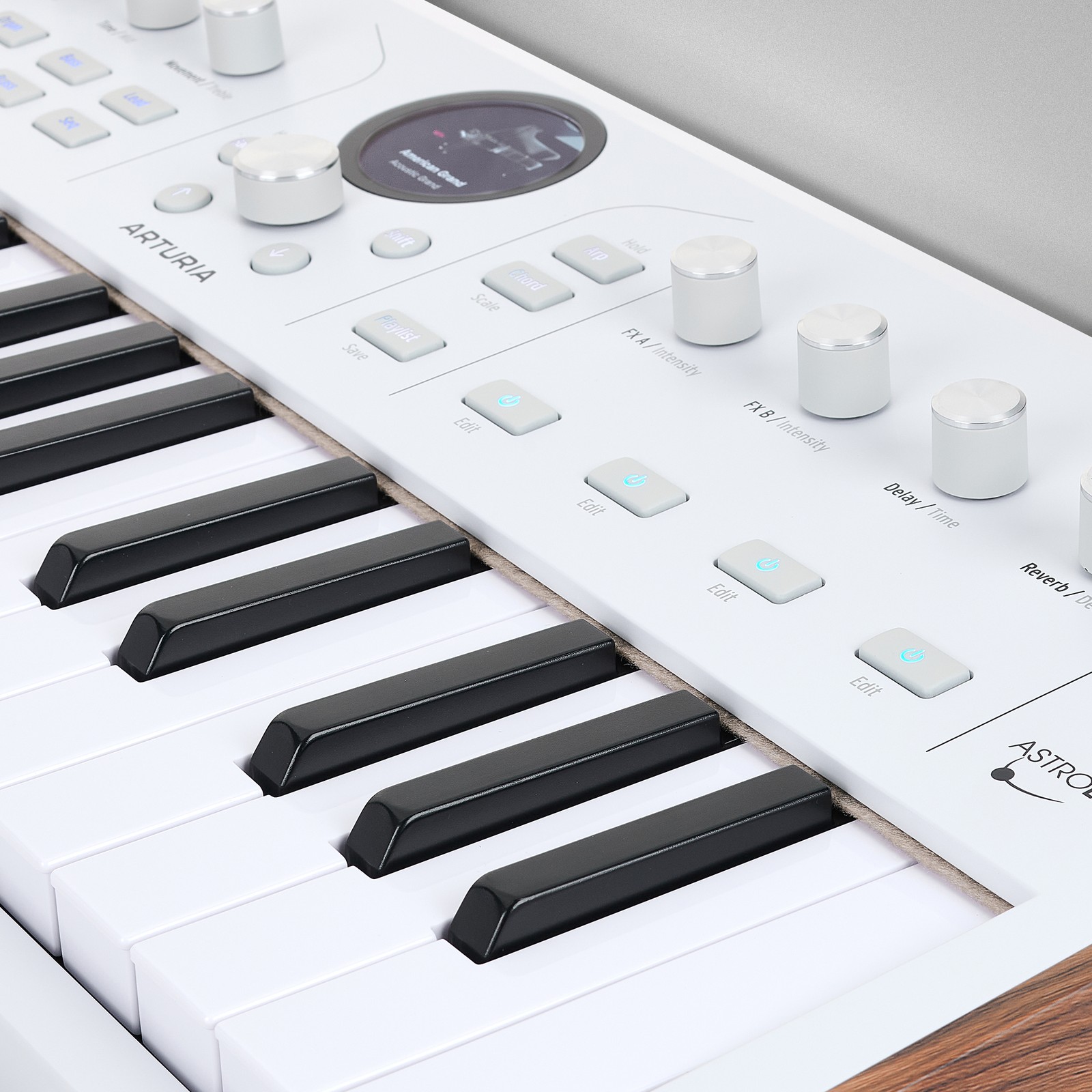 Arturia AstroLab 37, Detail des Synthesizer