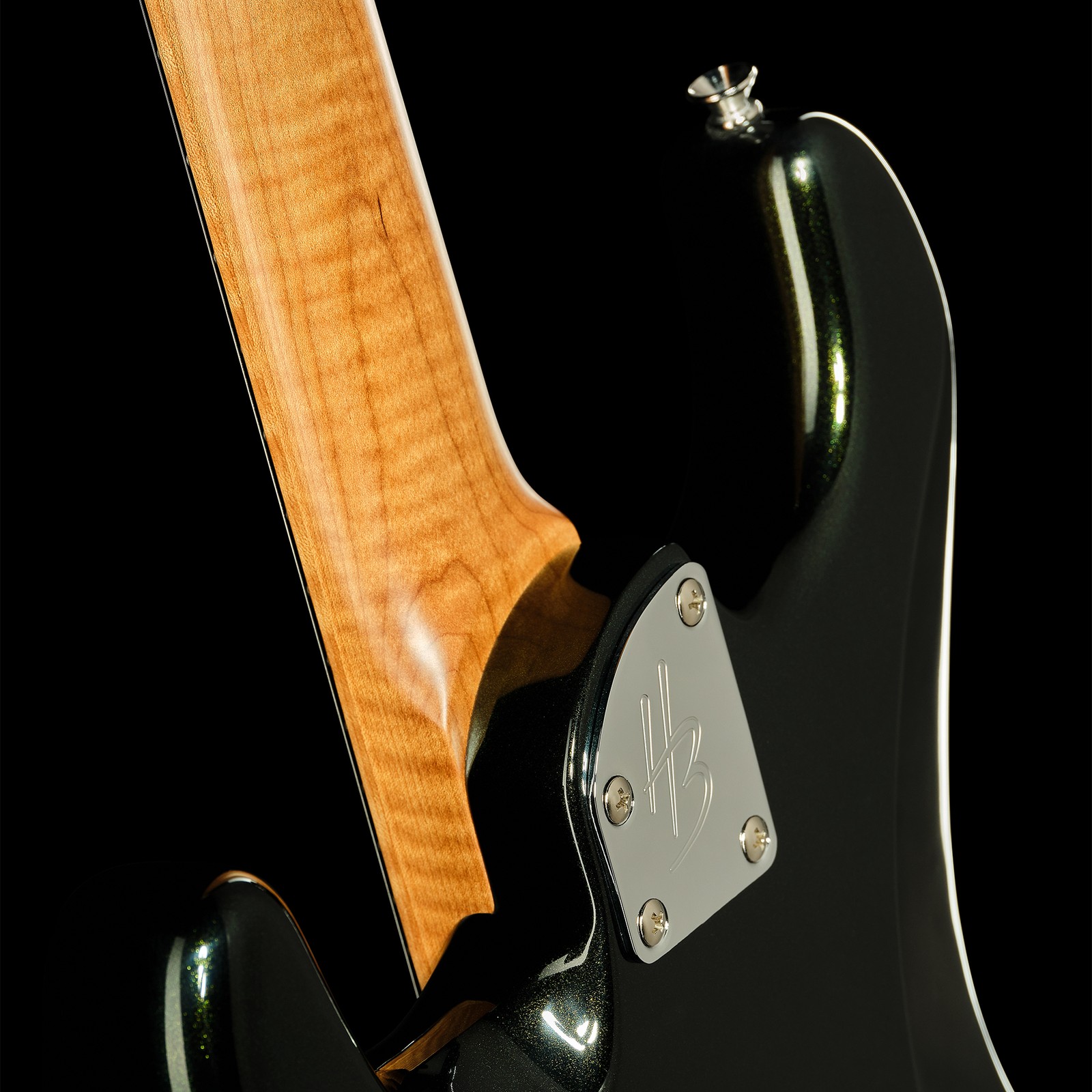 Halsübergang der Harley Benton ST-80FR MN Lime Sparkle