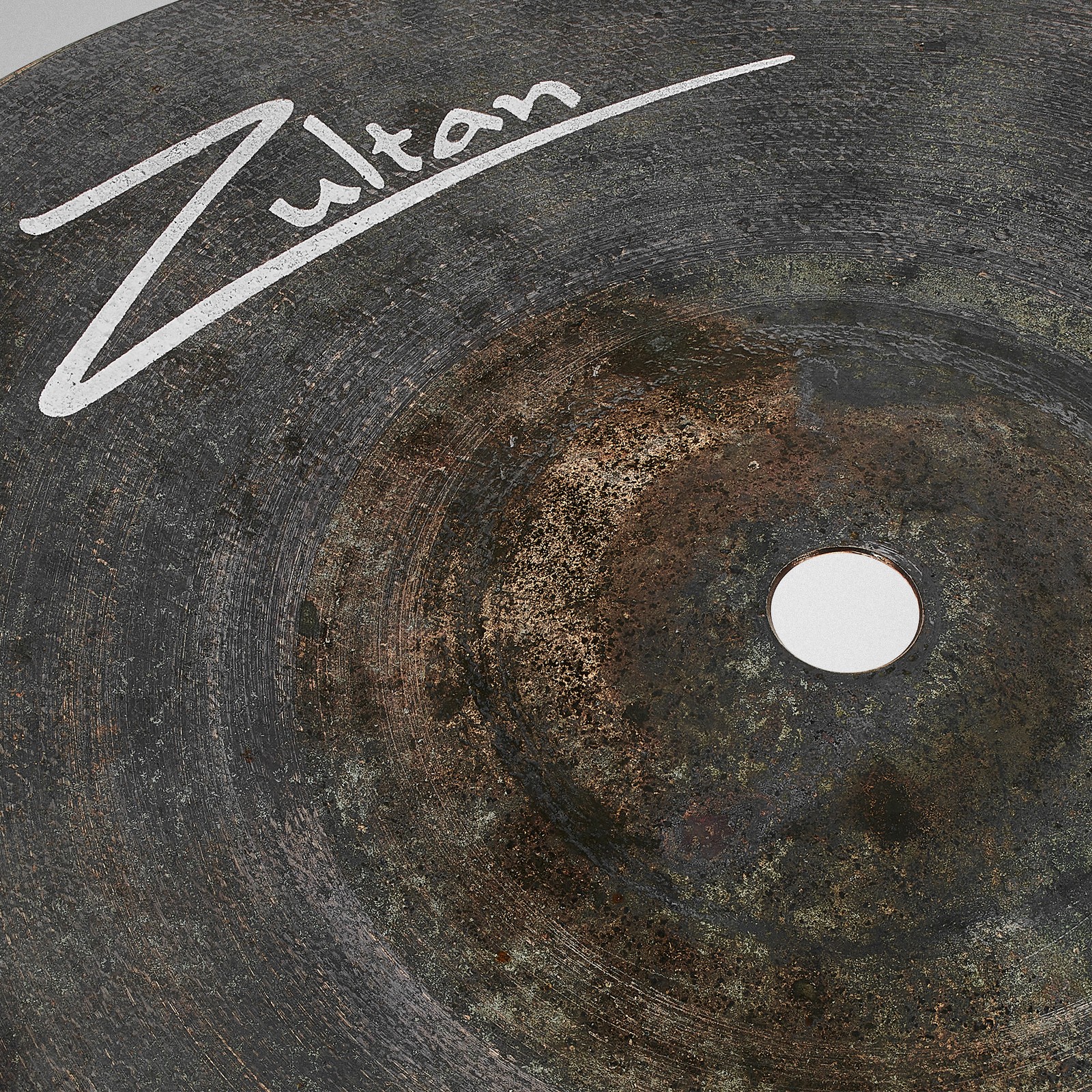 Logo auf dem Zultan 10/8" Jungle Staxx