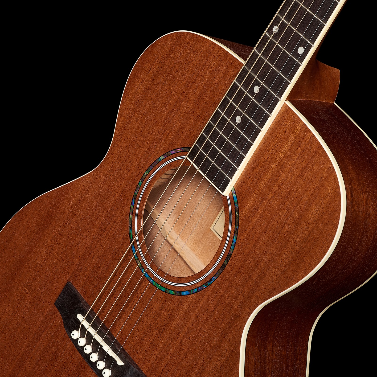 Decke der Harley Benton CG-45 NS Westerngitarre