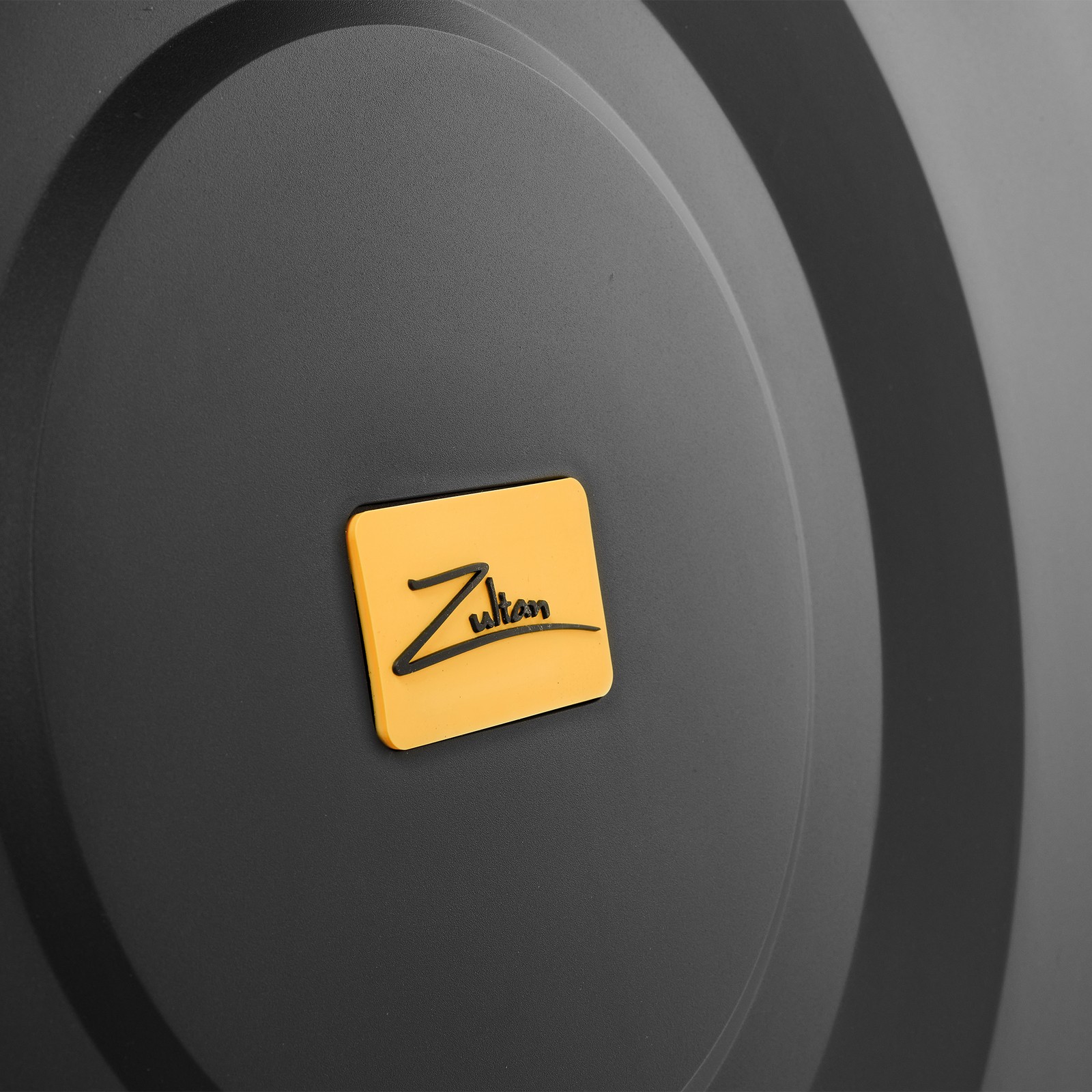 Logo auf dem Beckencase