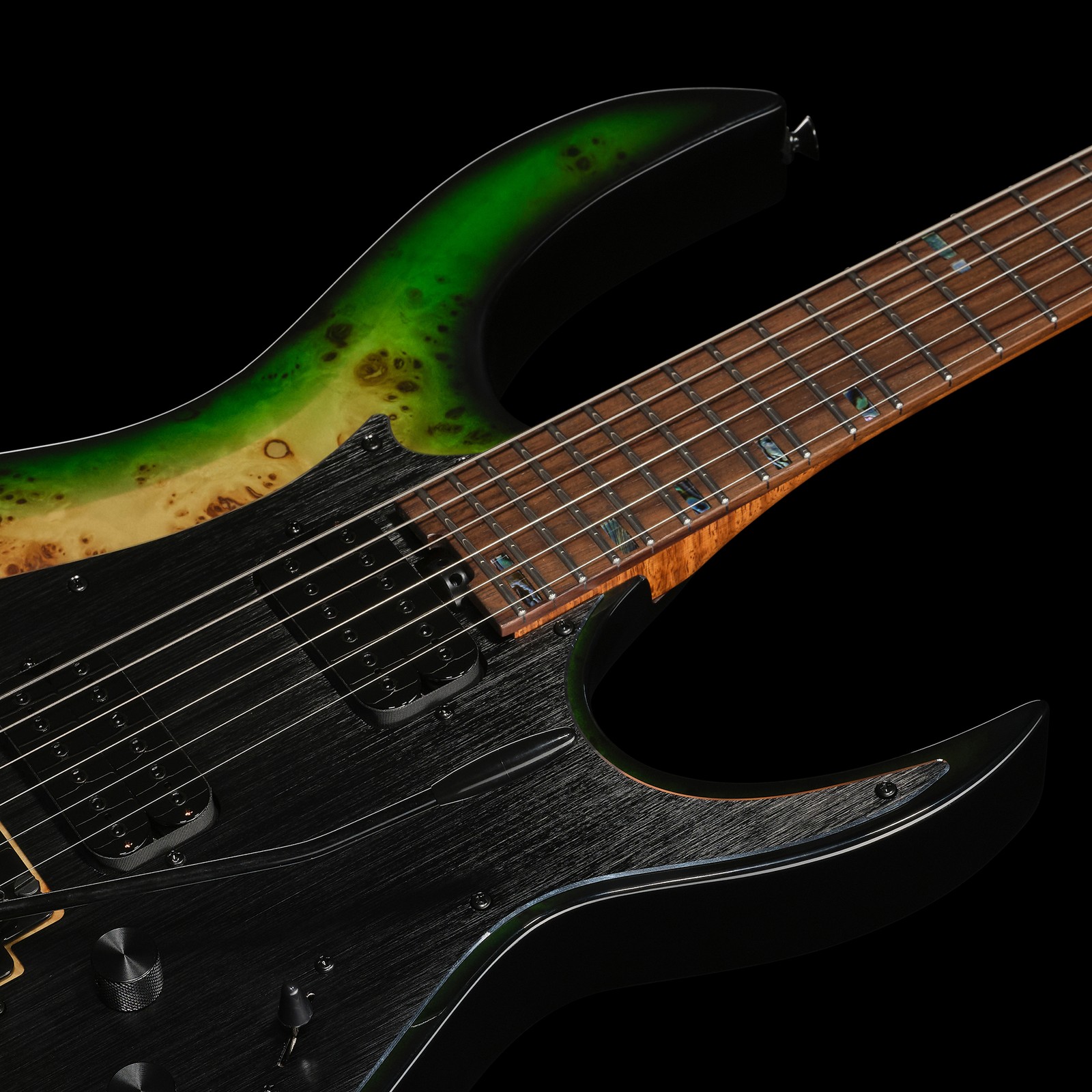 Decke der Mooer GTRS Guitars Modern 810 GB