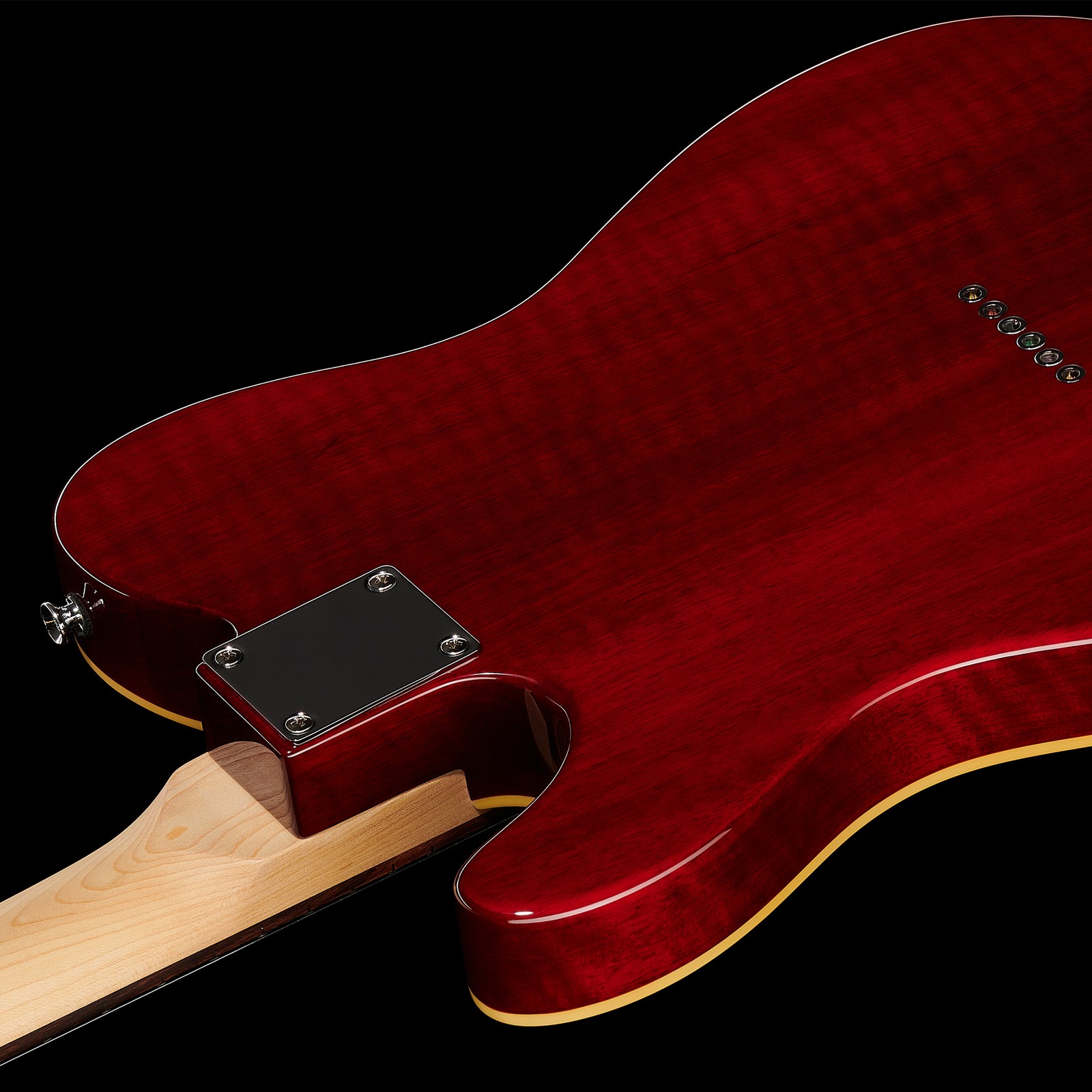 Rückseite der Harley Benton TE-90QM Trans Red