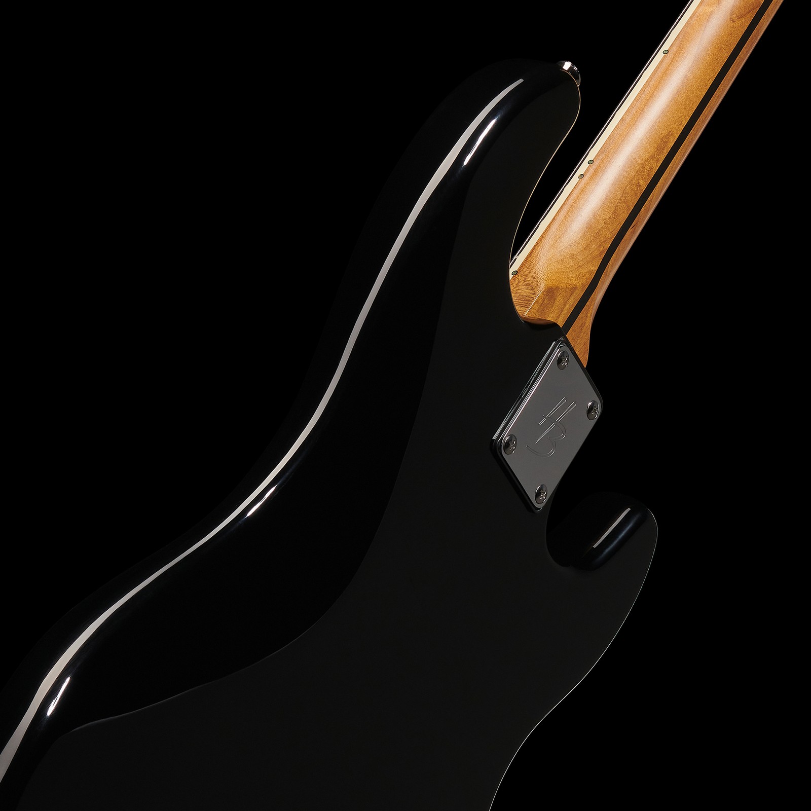 Harley Benton MV-4P LH Black, Rückseite