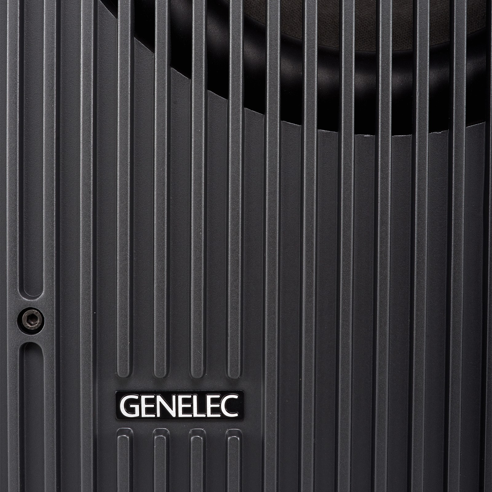 Active subwoofer with DSP for 2.1 to 7.1 setups