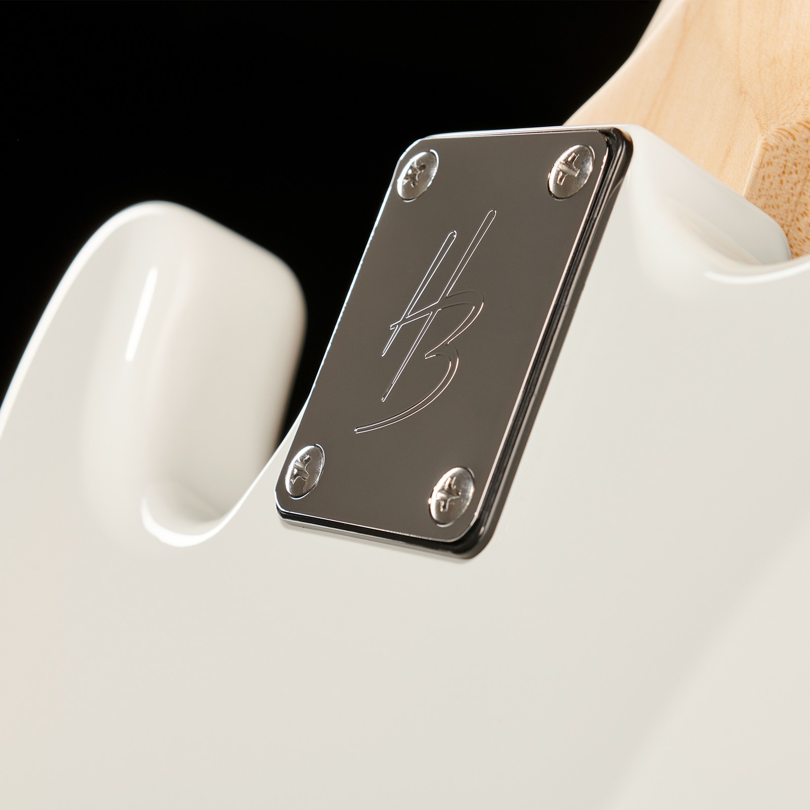 Rear view of the Harley Benton ST-20 WH electric guitar body with tremolo compartment