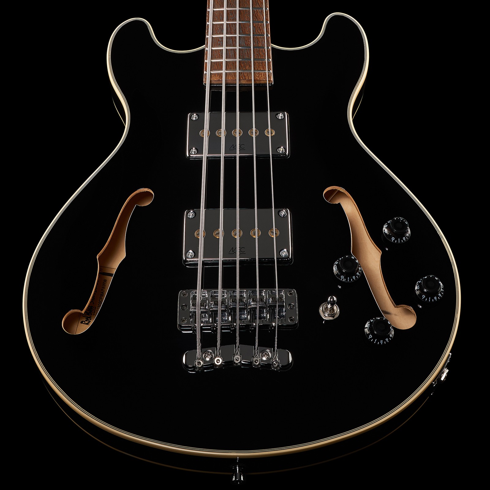 Decke des Warwick RB Star Bass 5 Solid Black HP