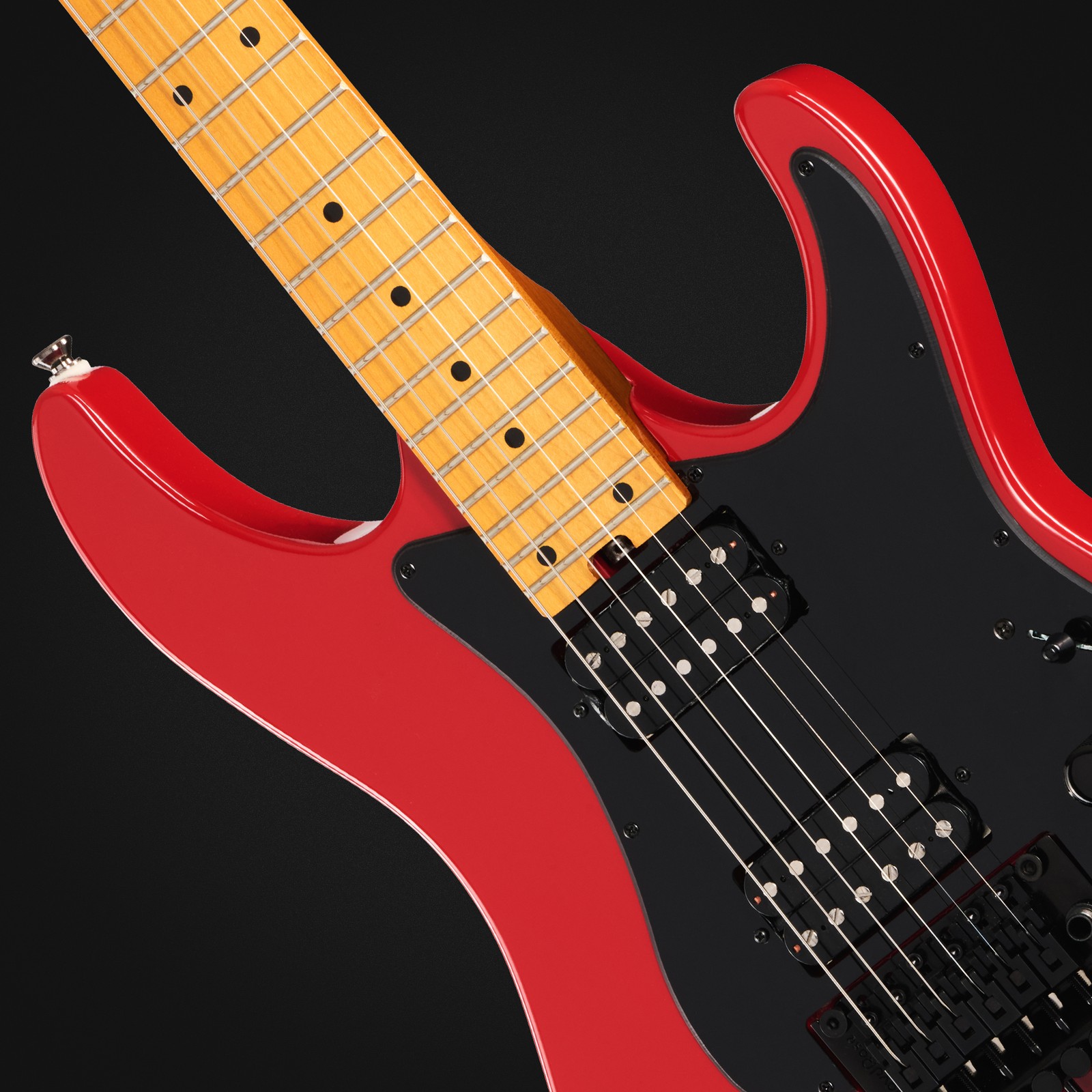 Decke der Kramer Guitars Volante HHFR Defender Red
