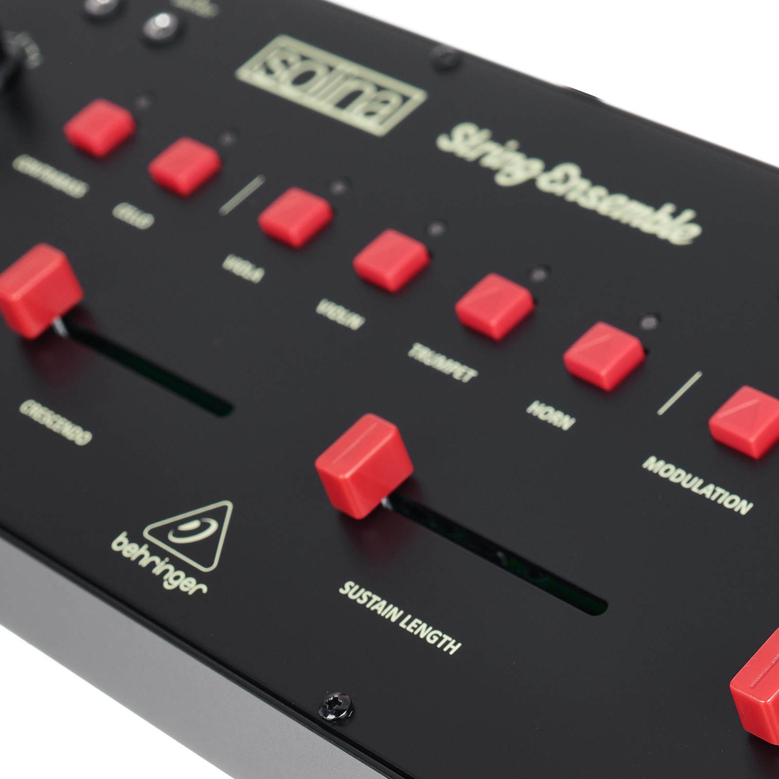 Behringer Solina String Ensemble – analogue string ensemble synthesizer