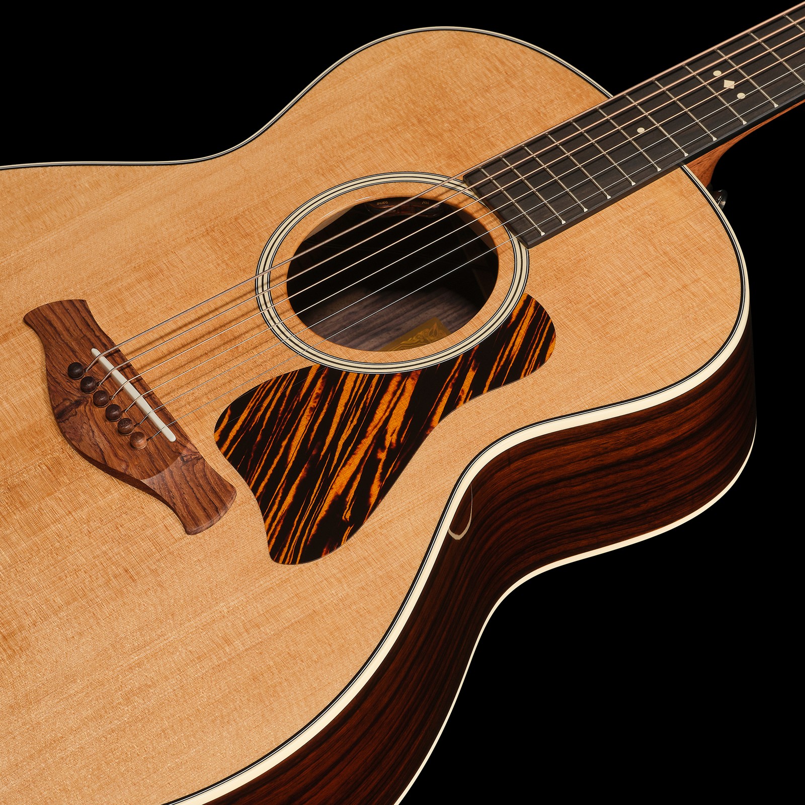 Taylor Gold Label 714e, Decke